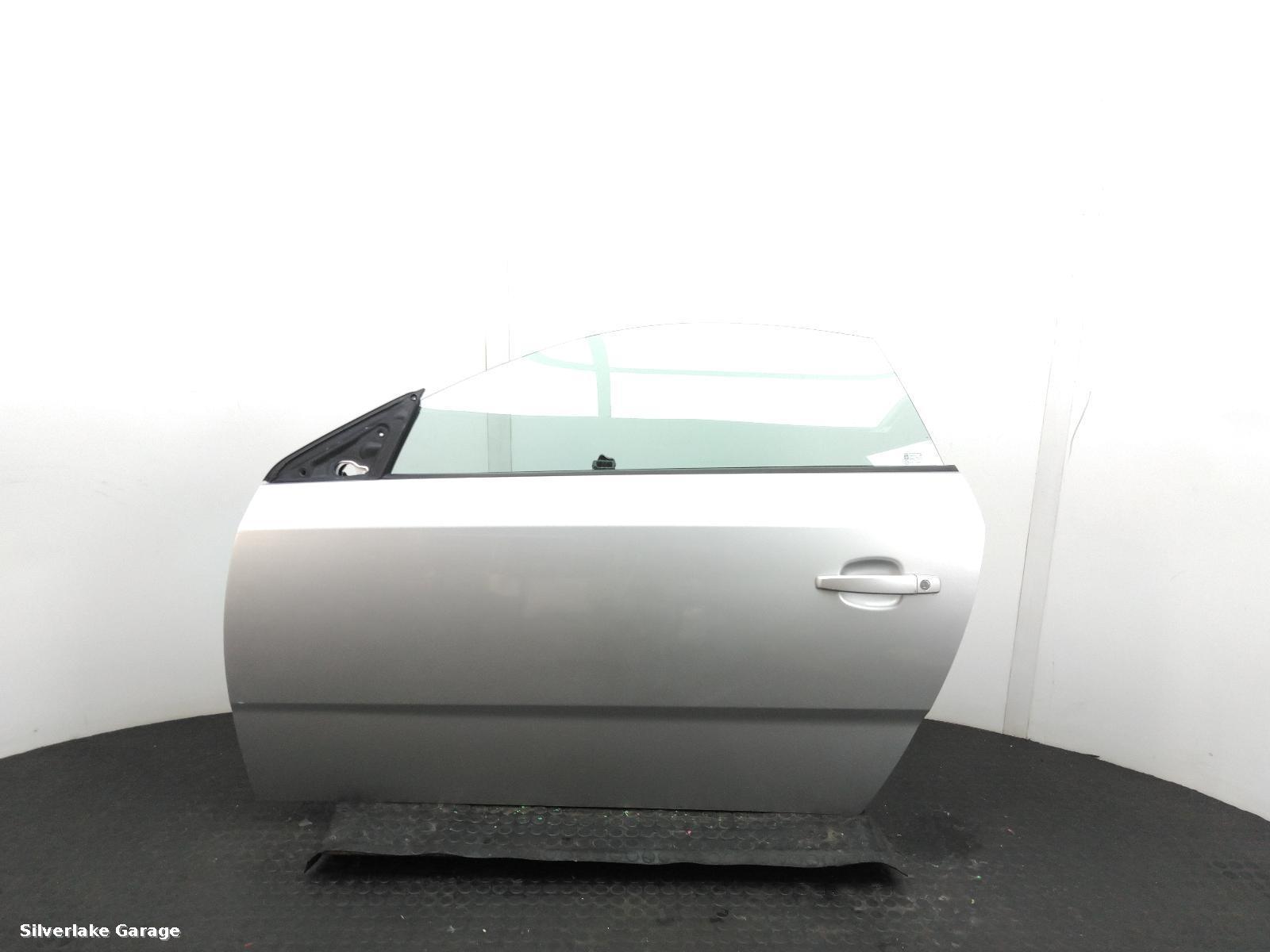 View Auto part L Front Door VAUXHALL TIGRA 2005