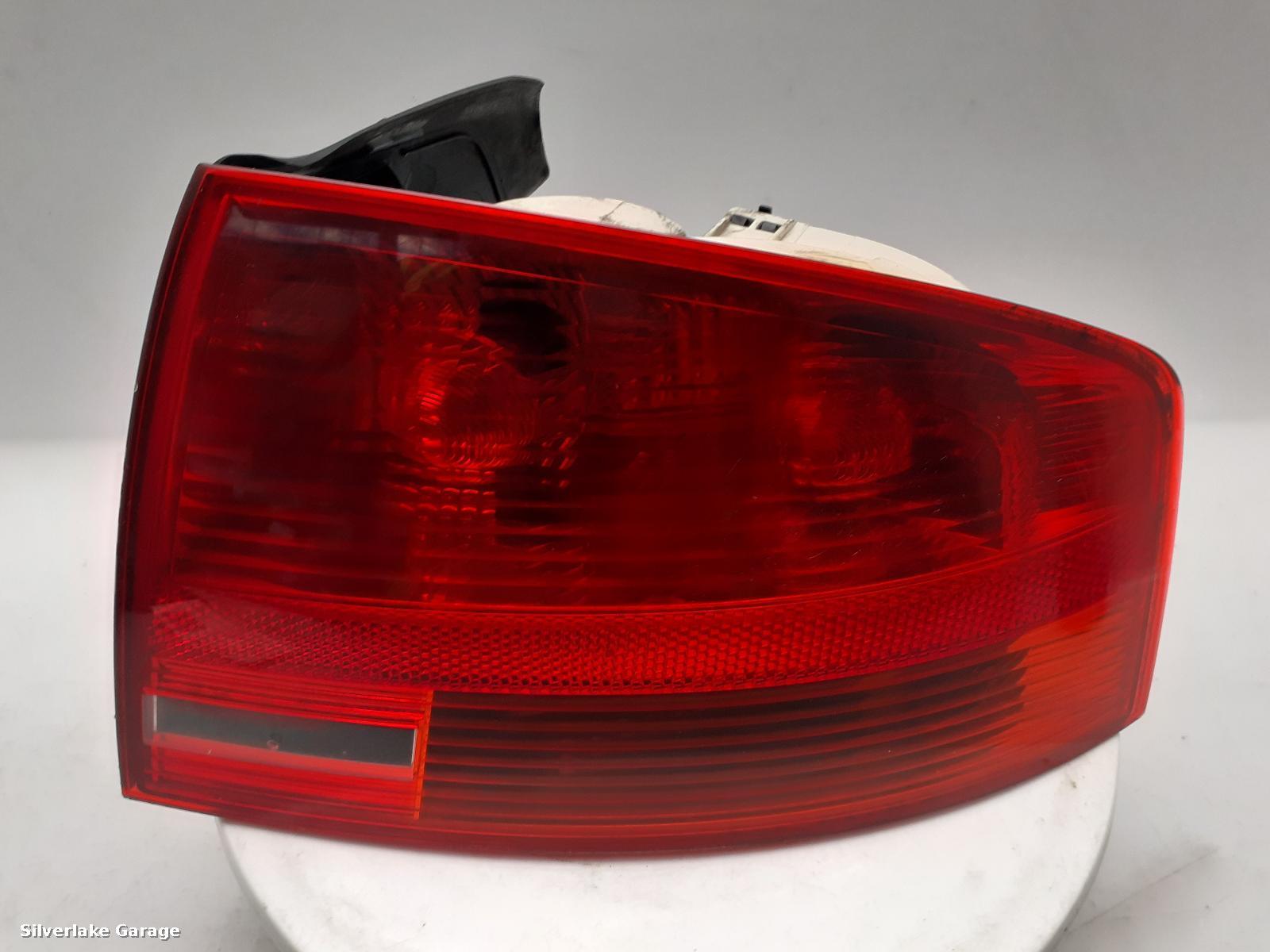 View Auto part R Taillight AUDI A4 2005