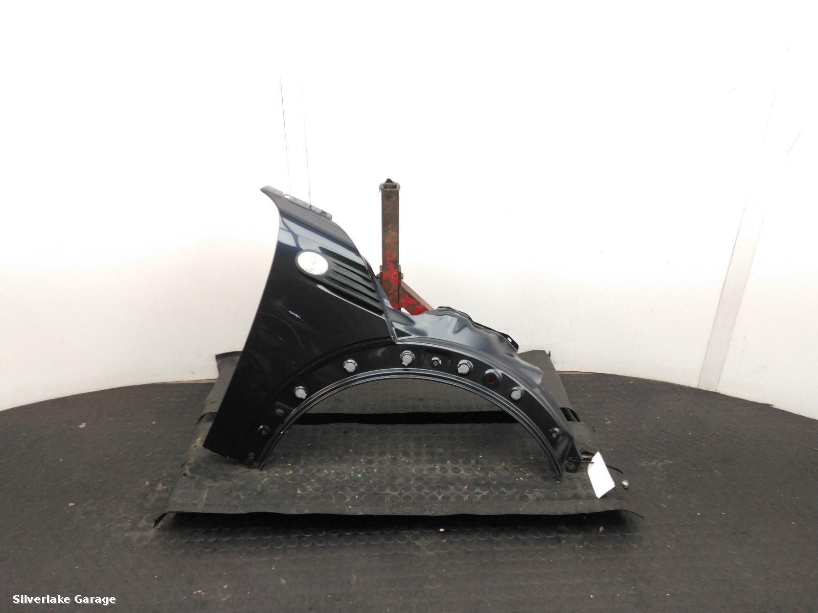 View Auto part R Wing MINI (BMW) MINI 2007