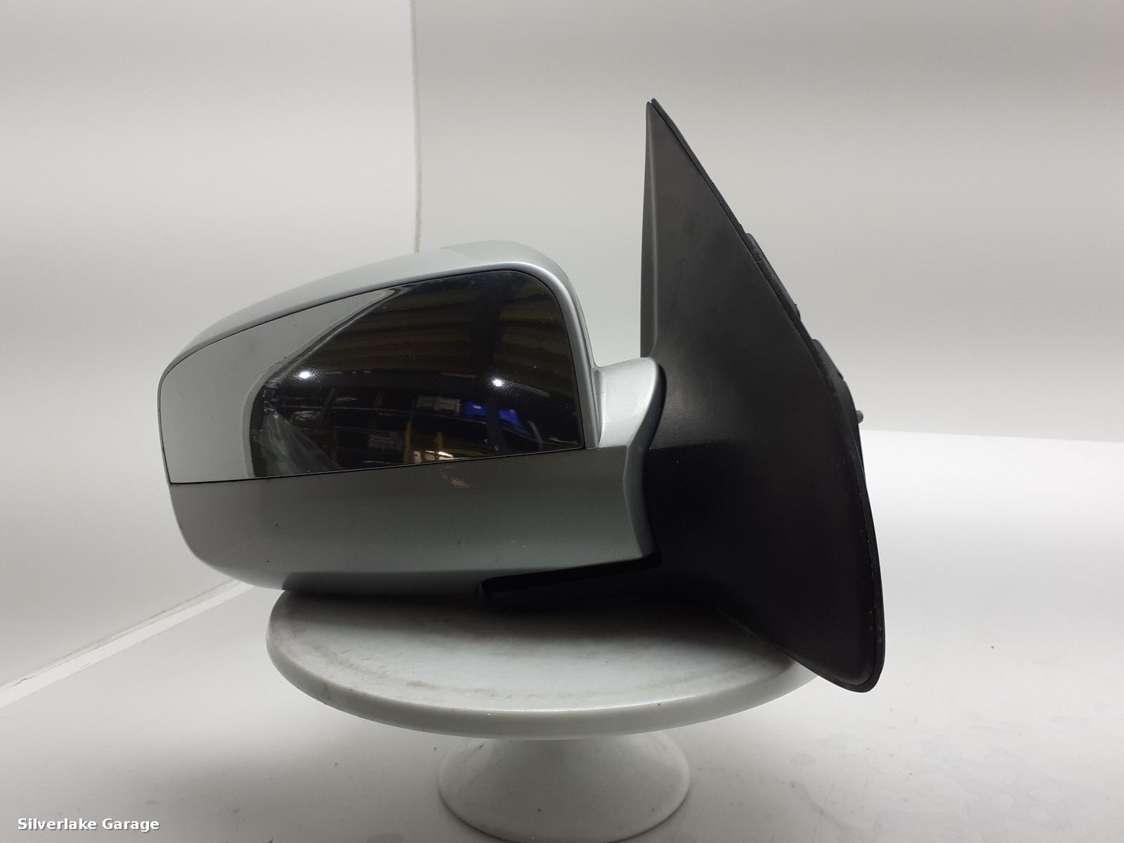 View Auto part R Door Mirror KIA SORENTO 2007