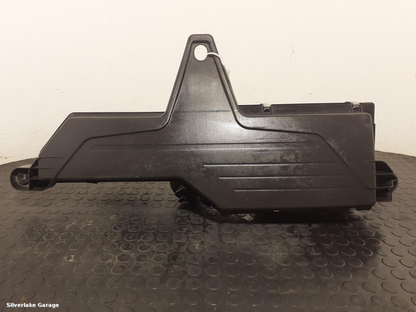View Auto part Air Cleaner/Box BMW 3 SERIES 2014