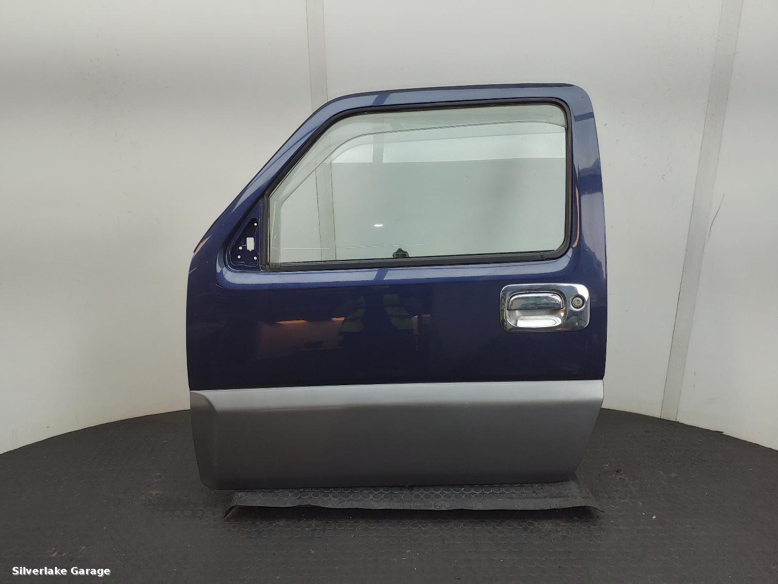 View Auto part L Front Door SUZUKI JIMNY 2008