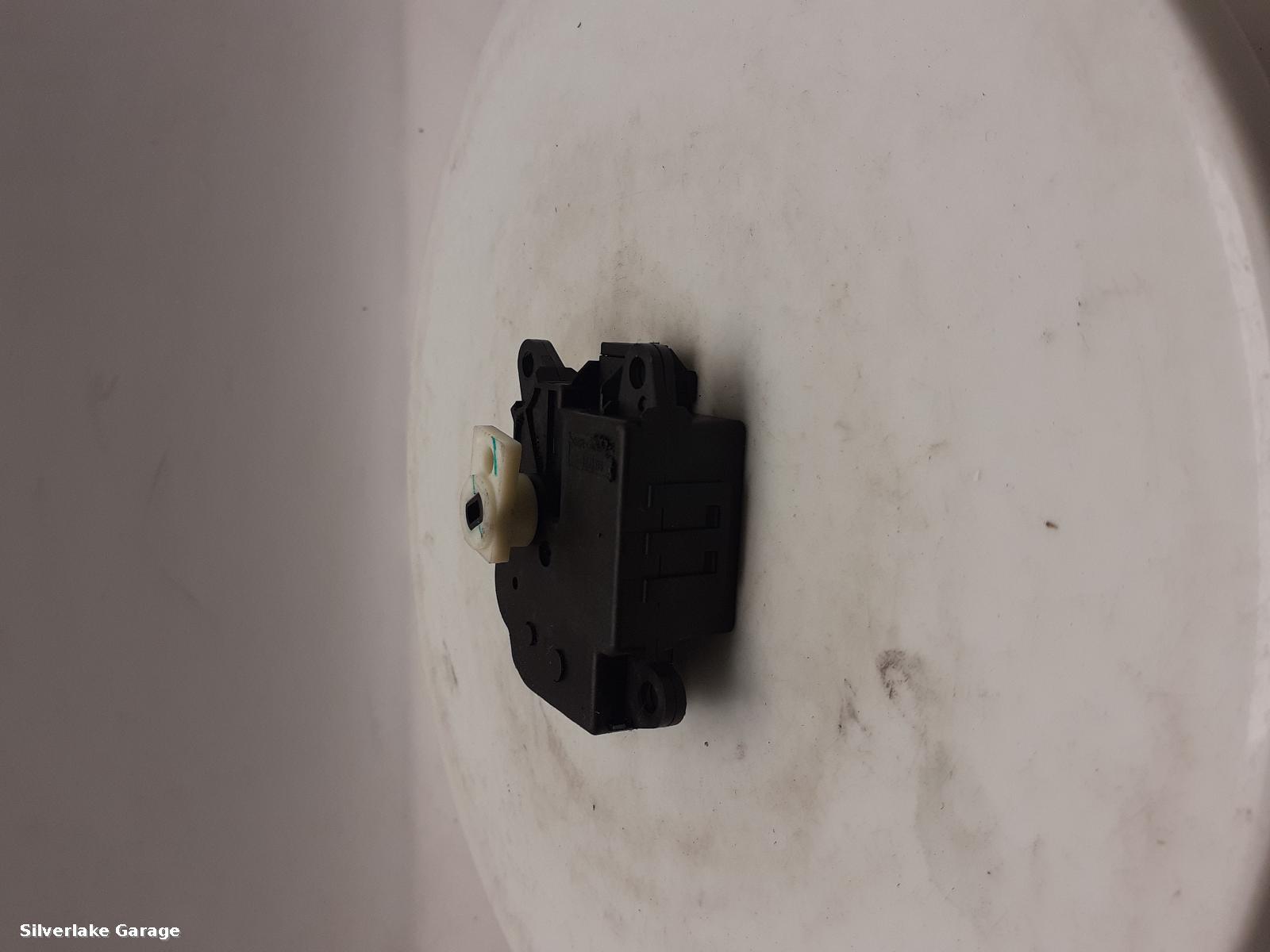 View Auto part Misc NISSAN PULSAR 2015