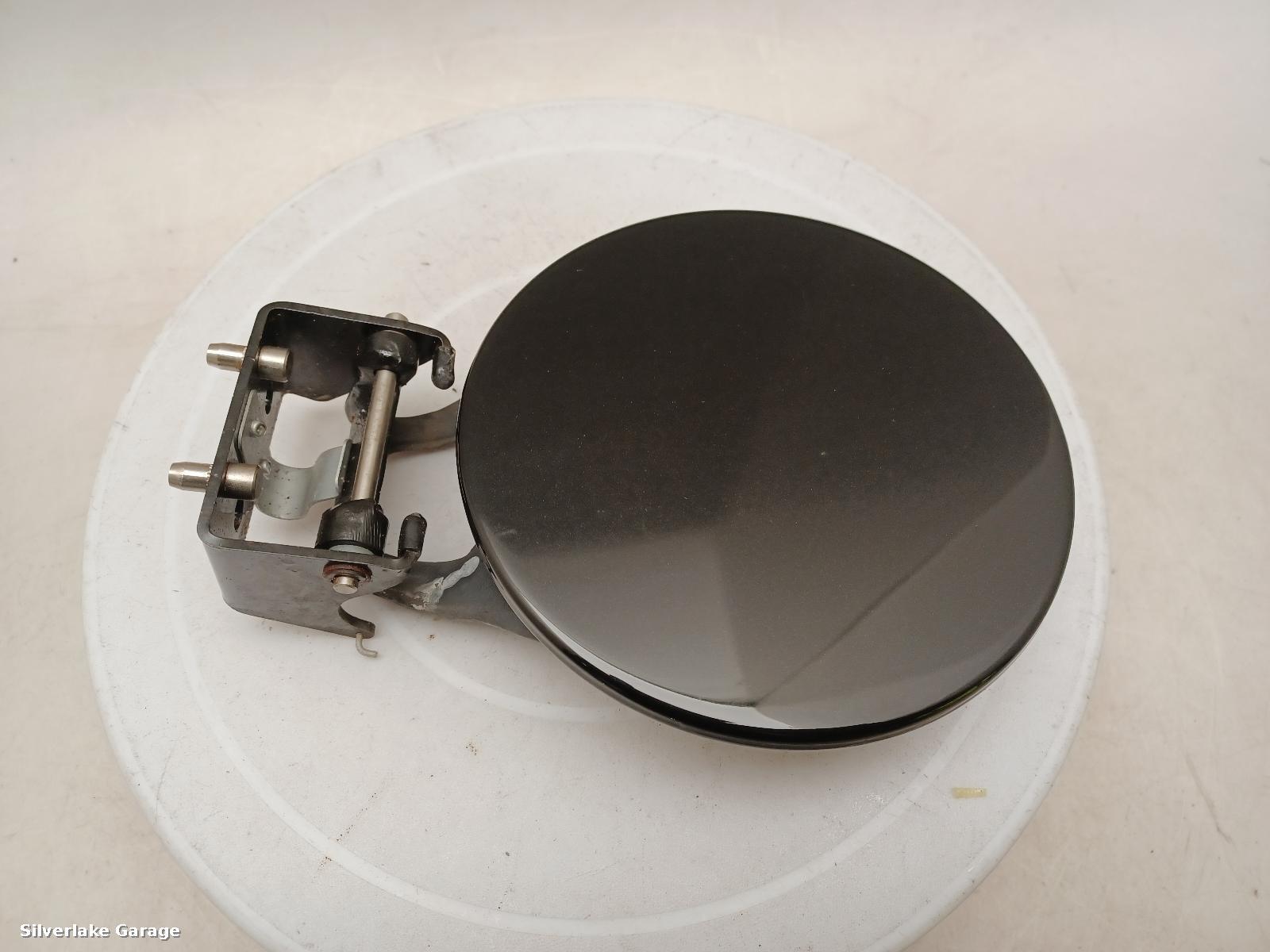 View Auto part Fuel Filler Flap ASTON MARTIN DB9 2015