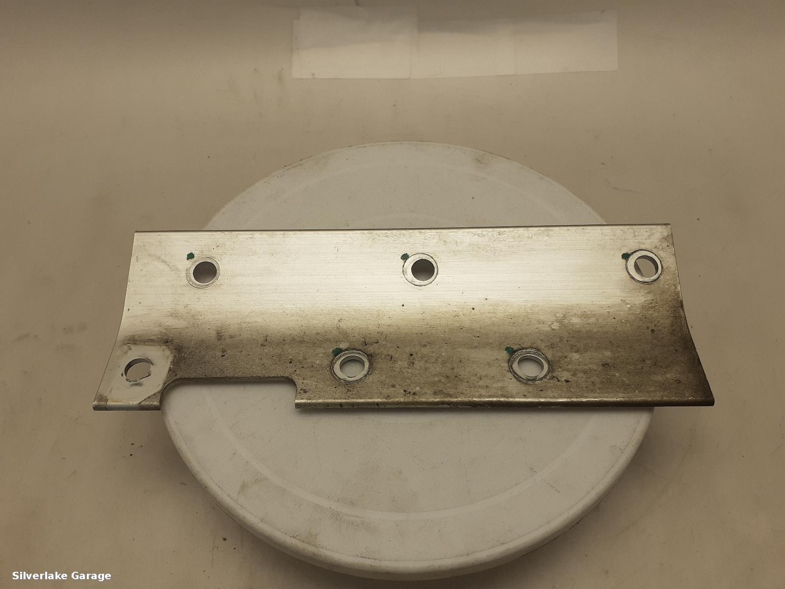 View Auto part Misc Bracket LOTUS EVORA 2014