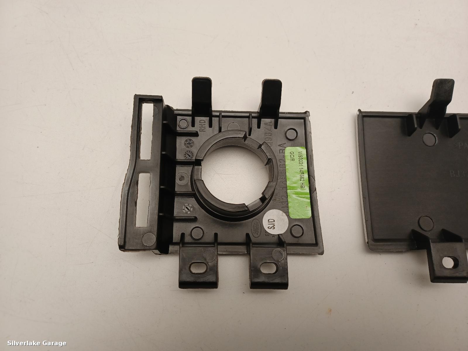 View Auto part Trim Panel LAND ROVER RANGE ROVER EVOQUE 2015