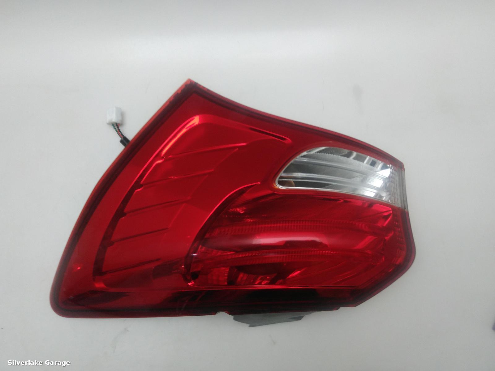 View Auto part R Taillight HYUNDAI IX20 2011