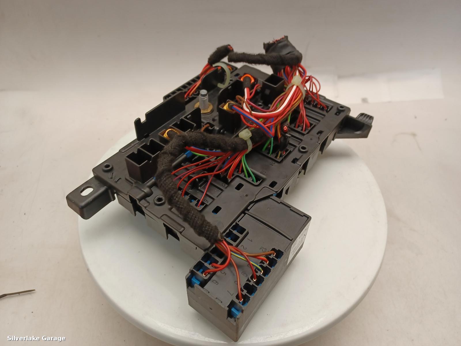View Auto part Fuse Box BMW I3 2021