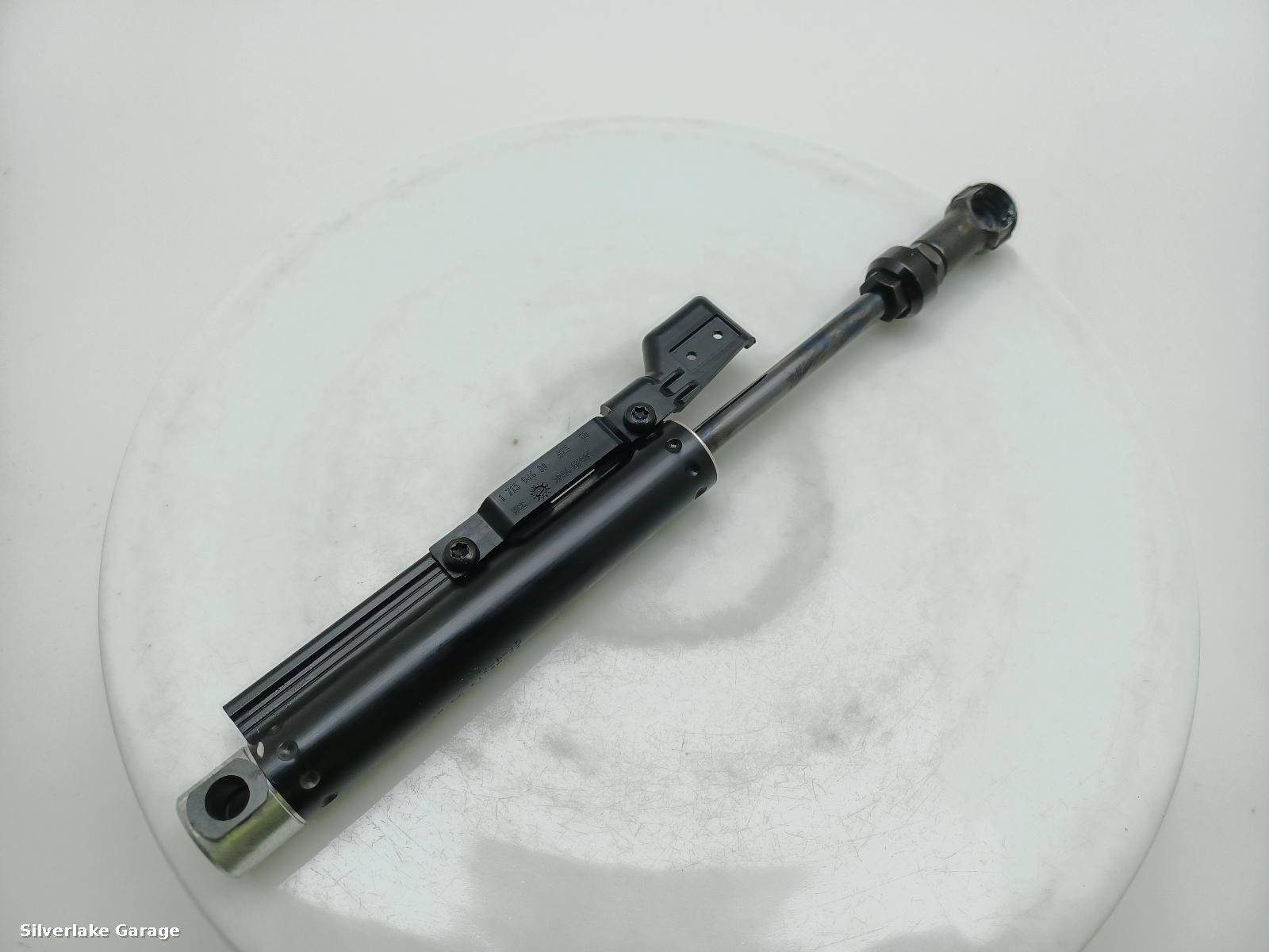 View Auto part Misc AUDI R8 2014