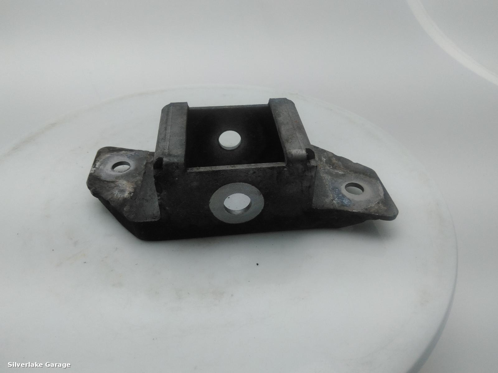 View Auto part Misc Bracket AUDI R8 2014