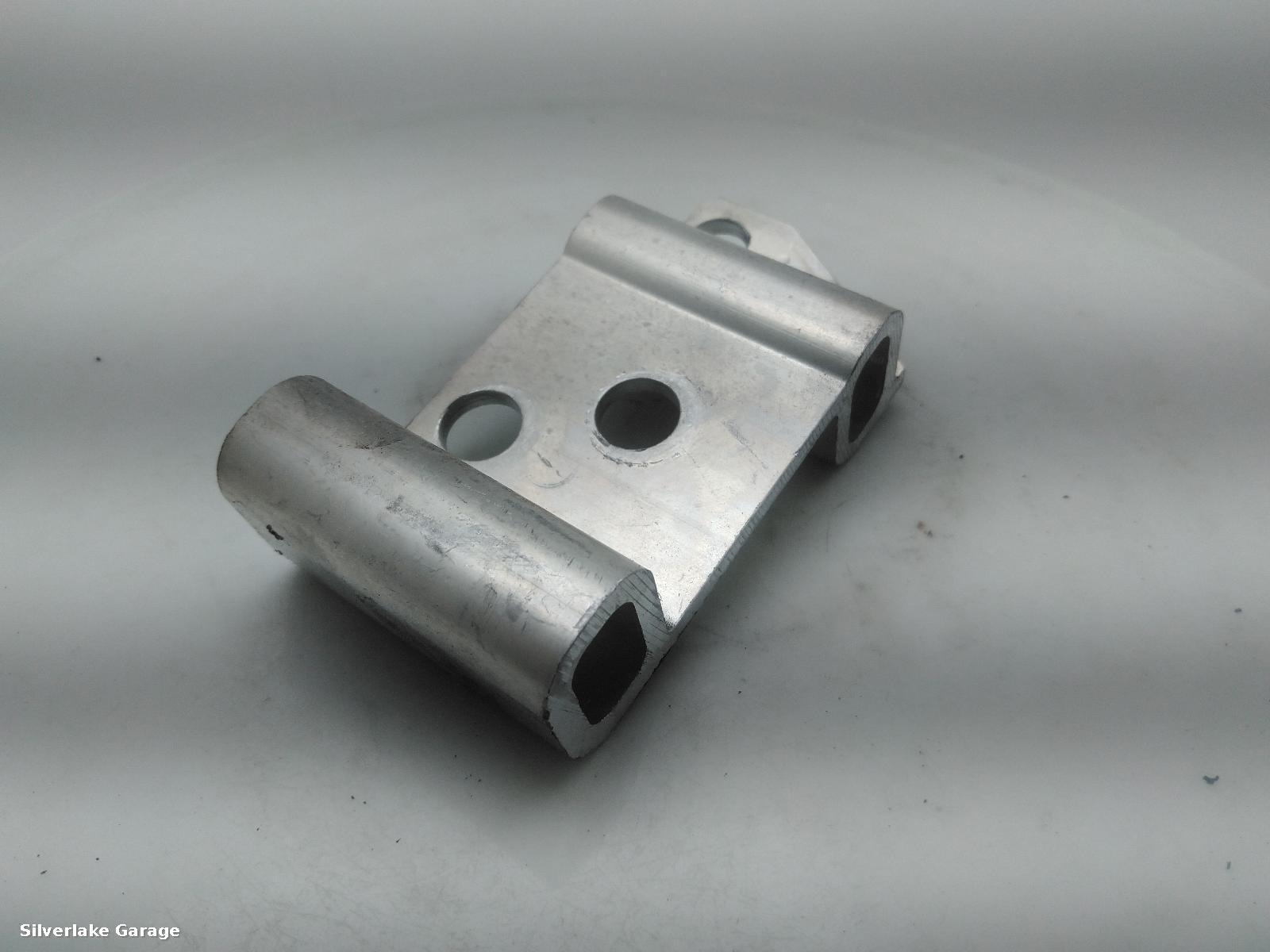View Auto part Misc Bracket AUDI R8 2014