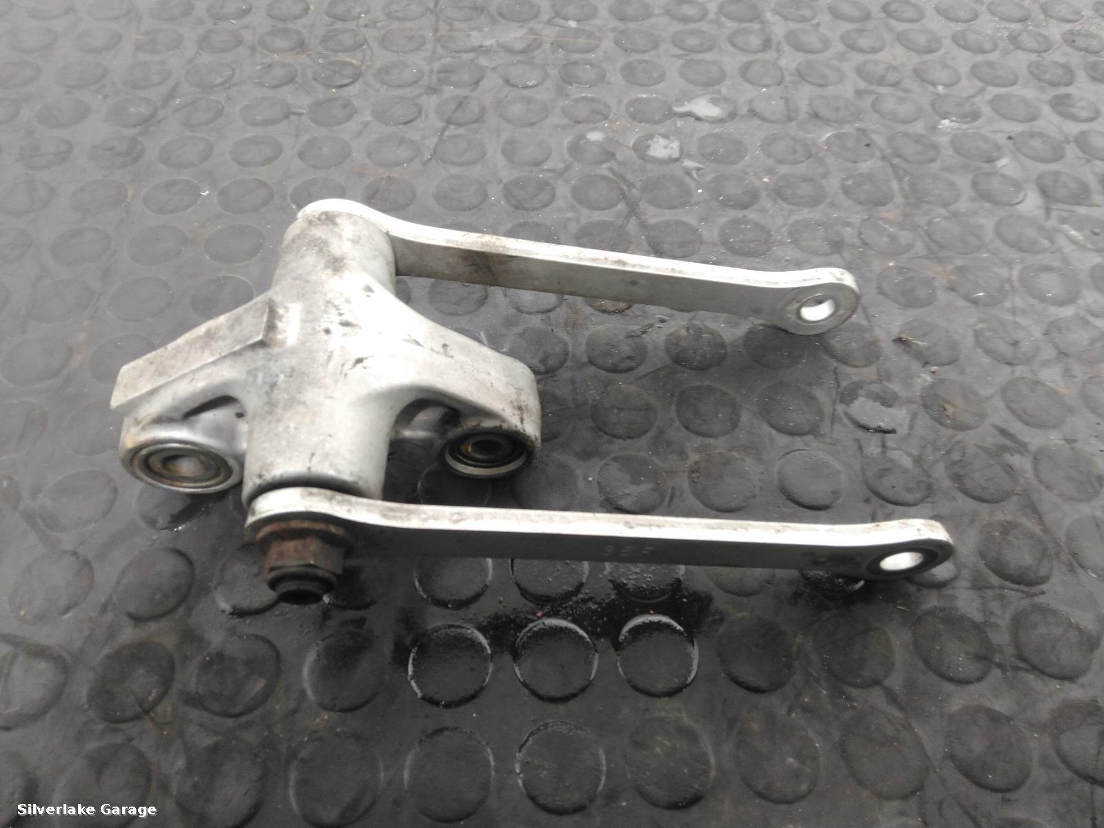 View Auto part Shock Linkage SUZUKI GSXR 600 K4 2004