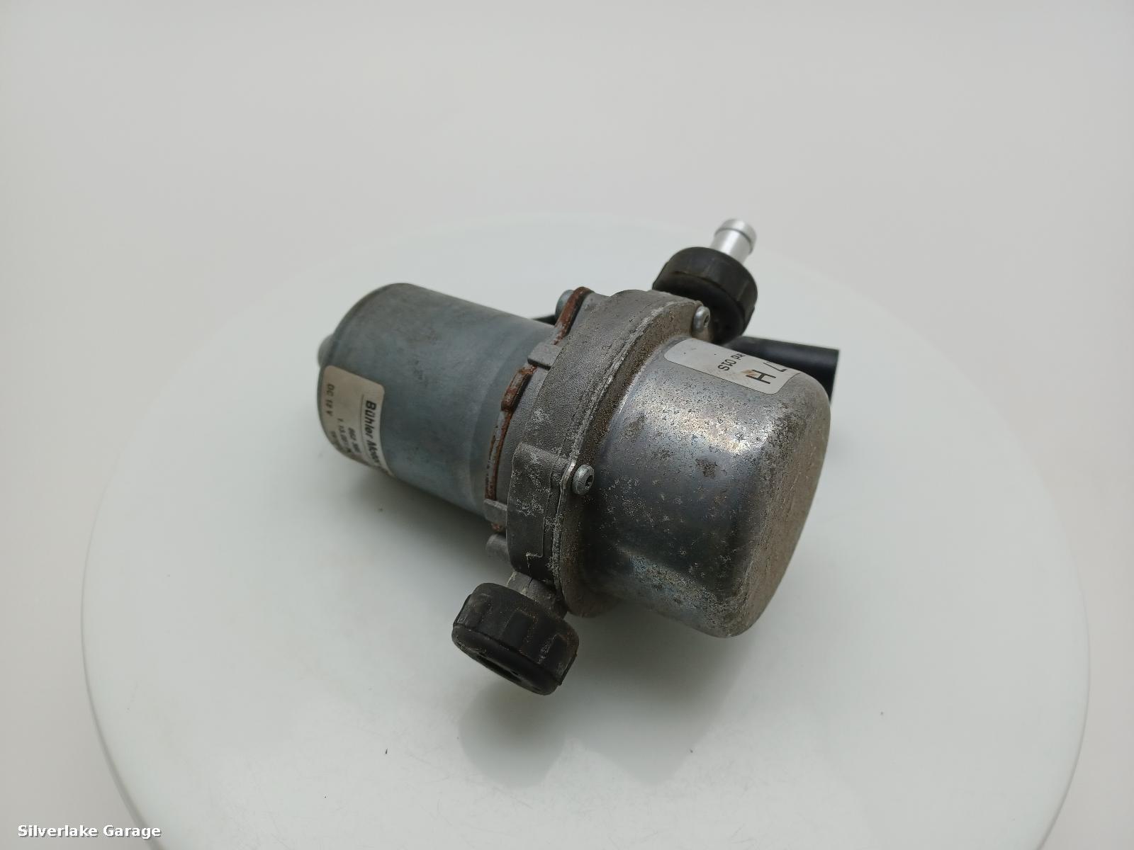 View Auto part Vacuum Pump AUDI R8 2014