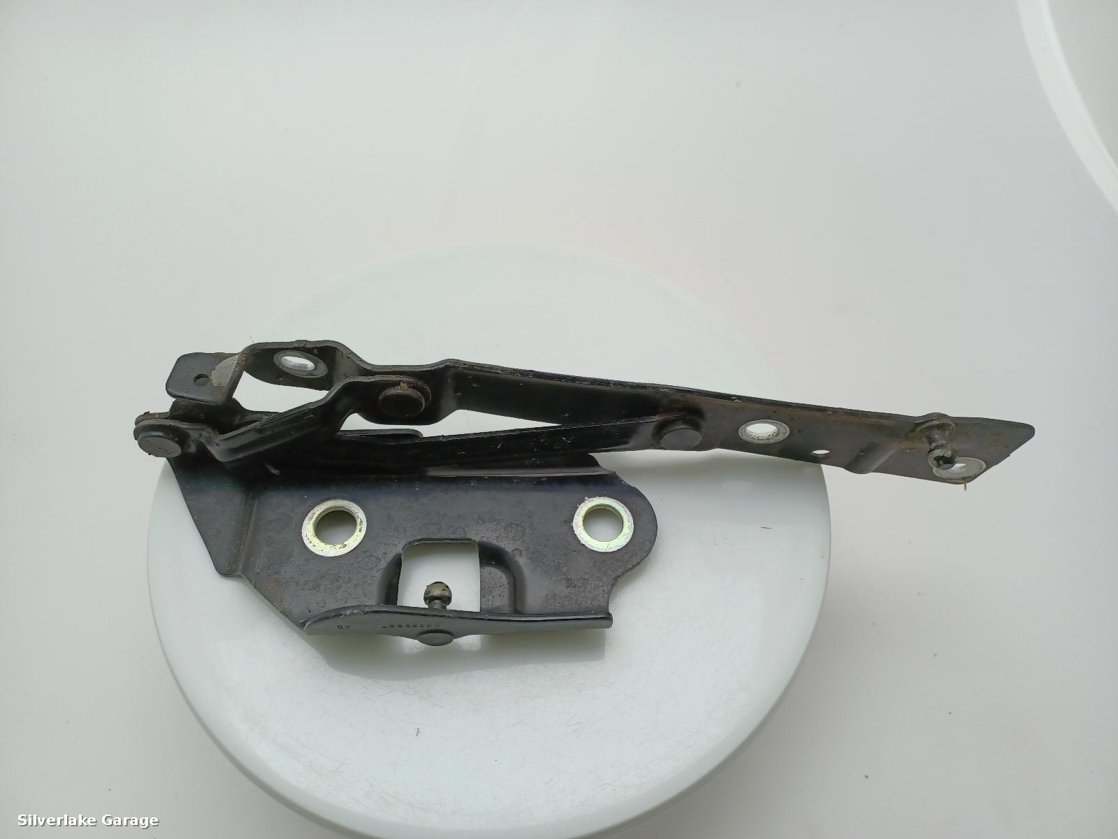 View Auto part Bootlid/Tailgate Hinge DODGE CHALLENGER 2016