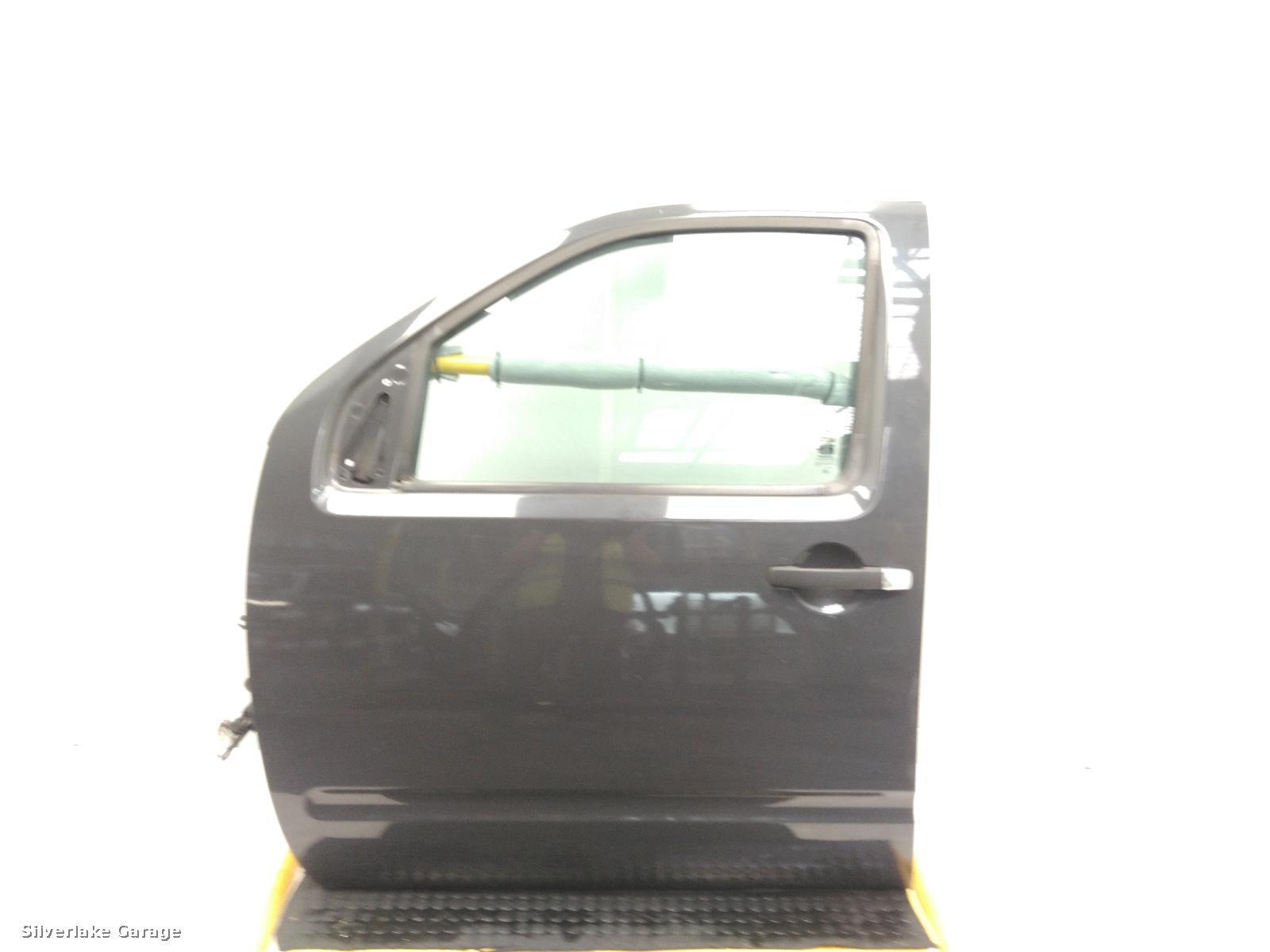 View Auto part L Front Door NISSAN NAVARA 2008