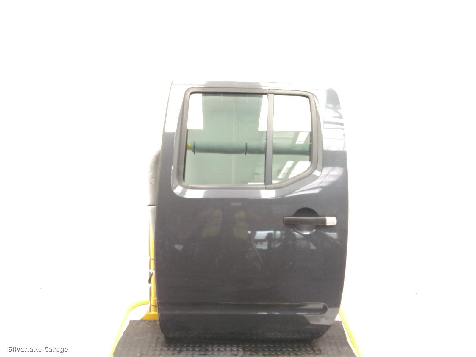 View Auto part L Rear Door NISSAN NAVARA 2008