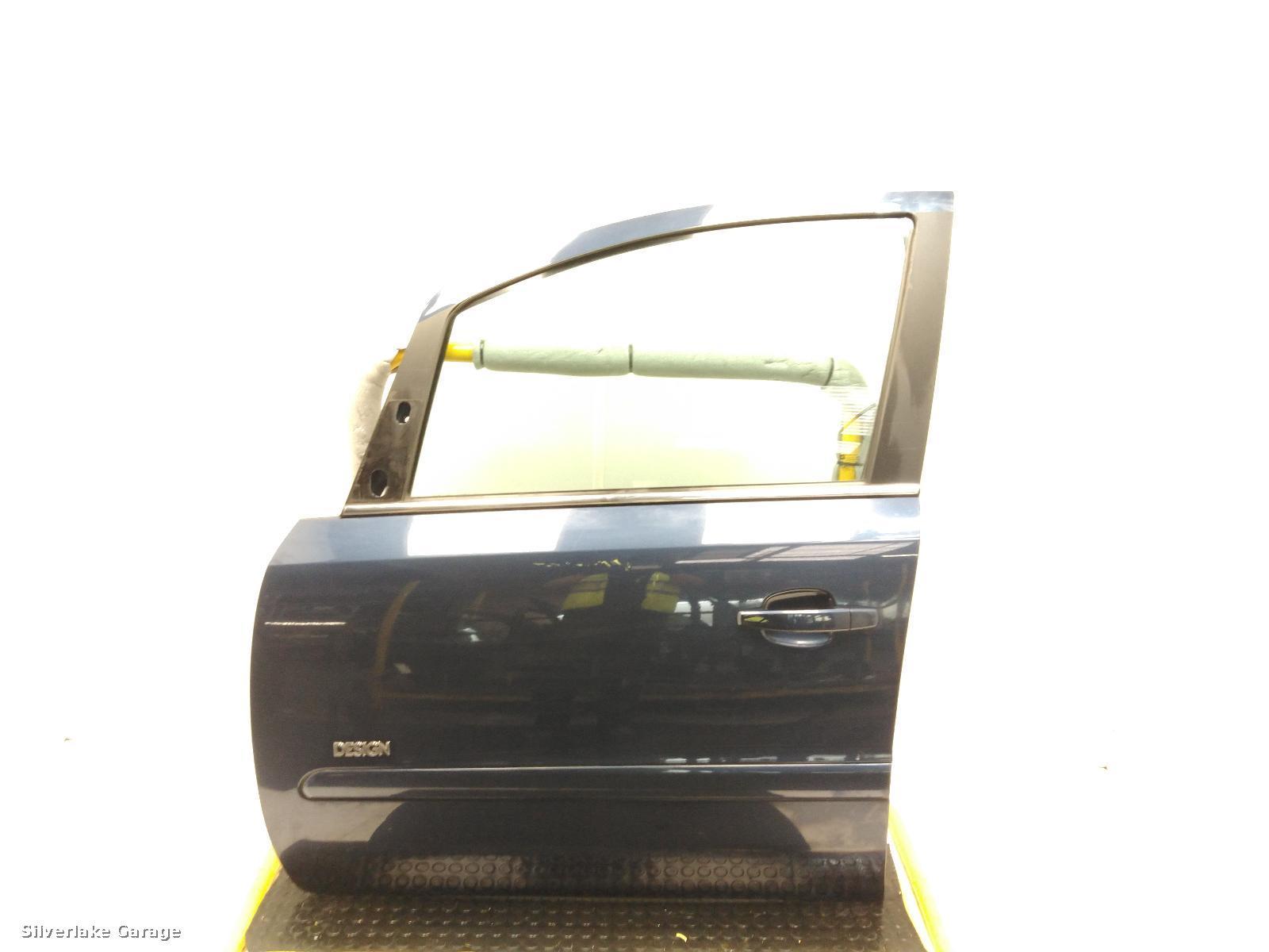 View Auto part L Front Door VAUXHALL ZAFIRA 2011
