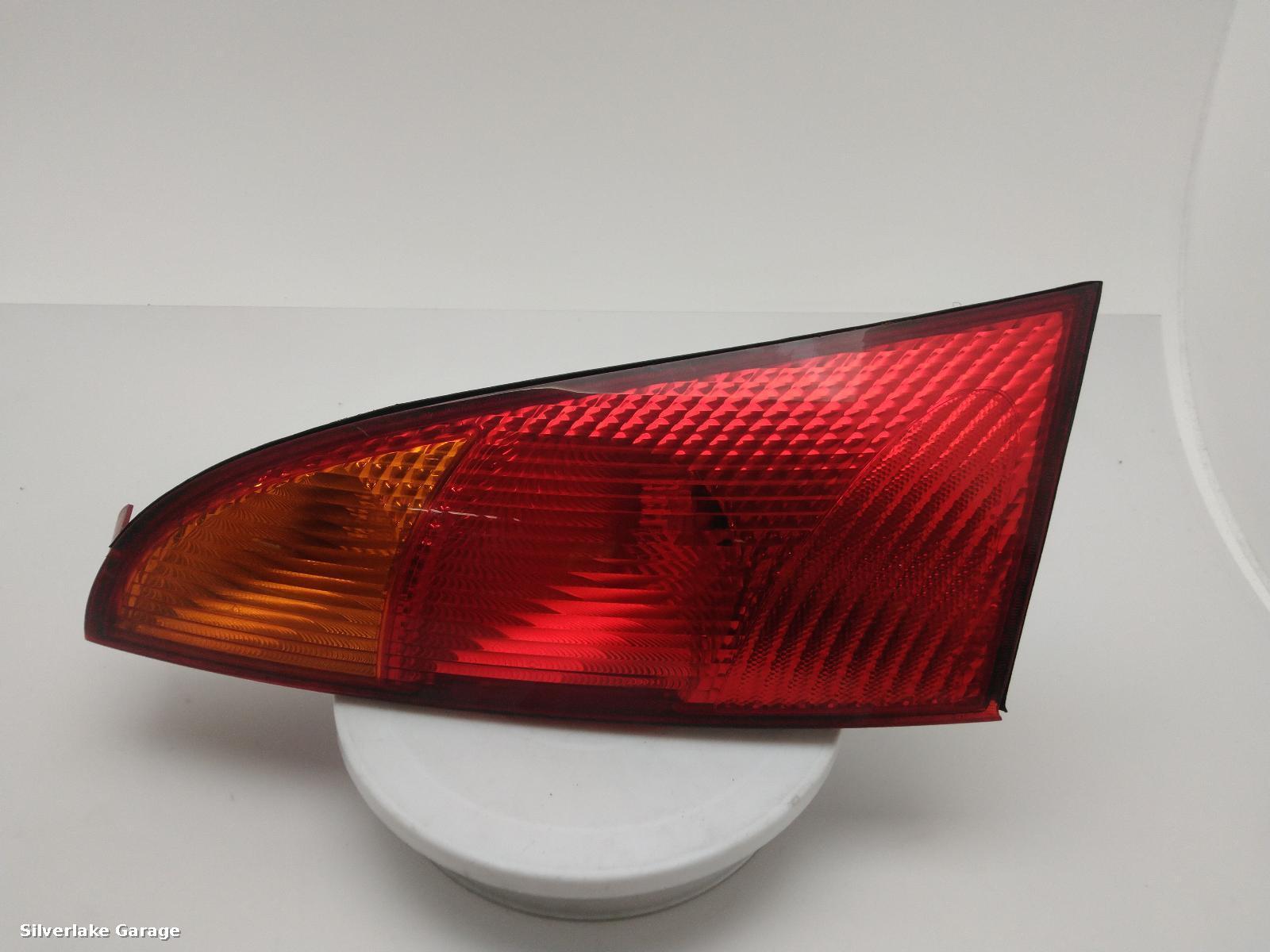 View Auto part L Taillight FORD FOCUS 2004