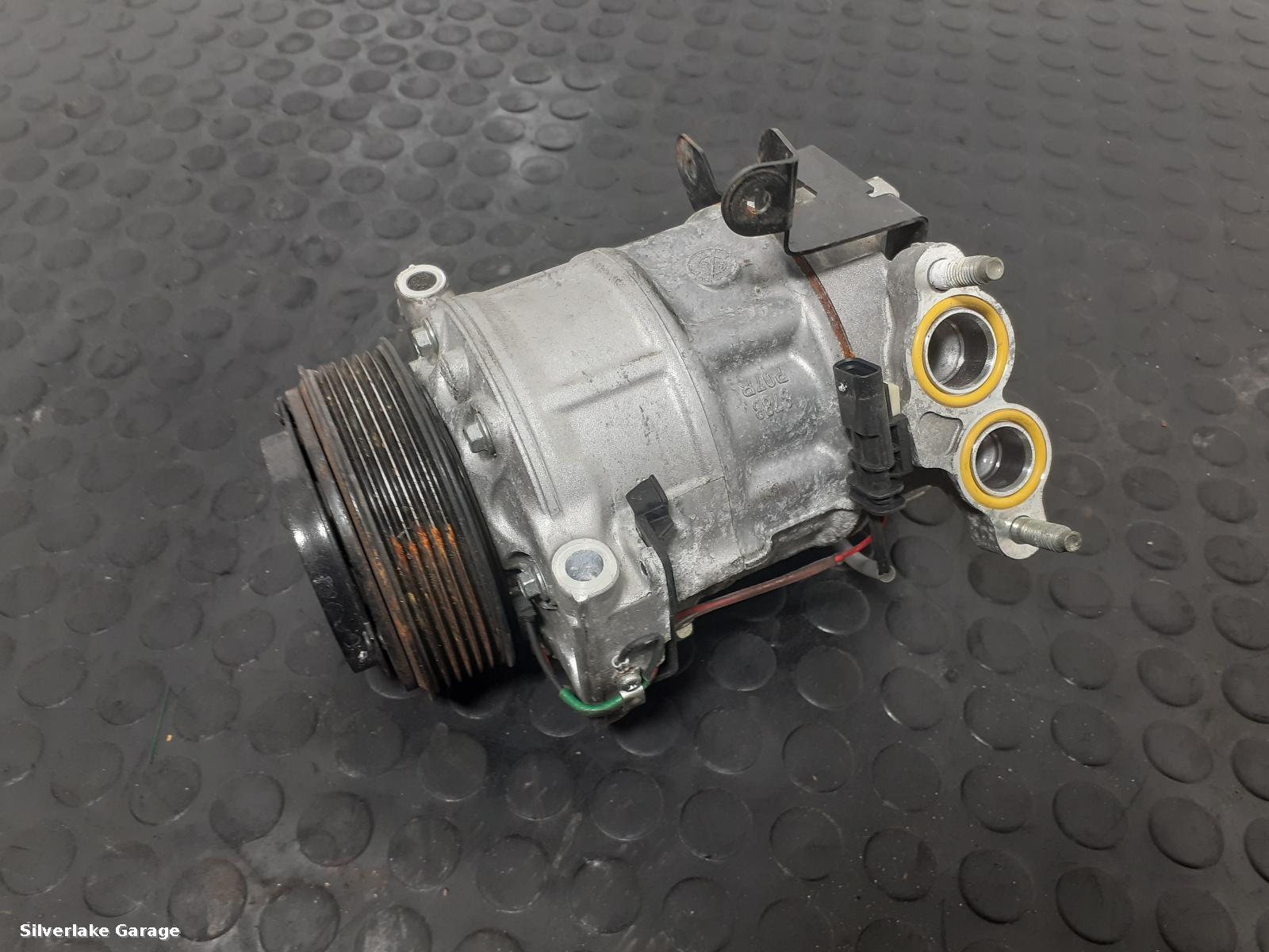 View Auto part Compressor ASTON MARTIN DB11 2019