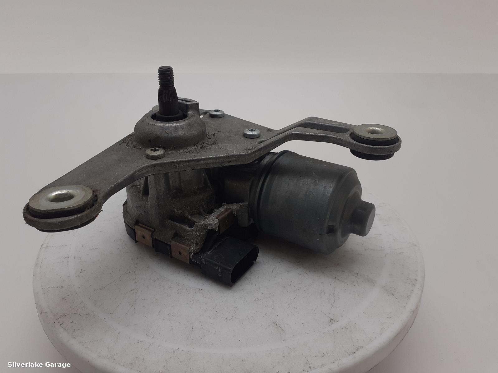 View Auto part Wiper Motor Front ASTON MARTIN DB11 2019