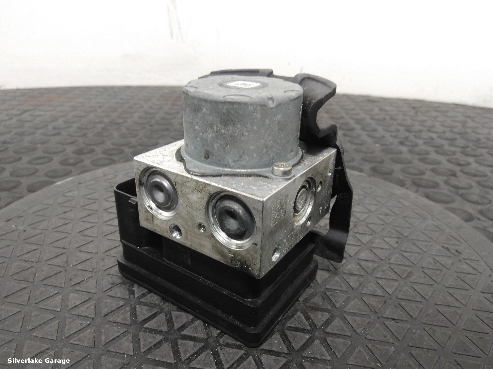 View Auto part ABS Pump/Modulator BMW C400X 2019