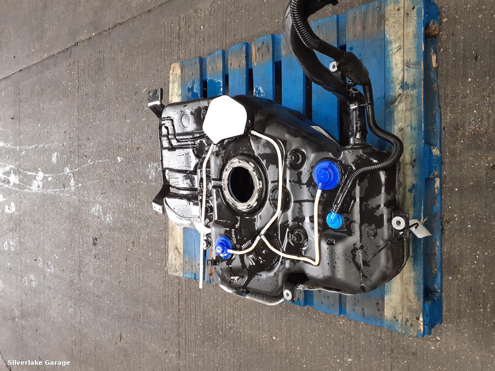 View Auto part Fuel Tank PORSCHE MACAN 2019