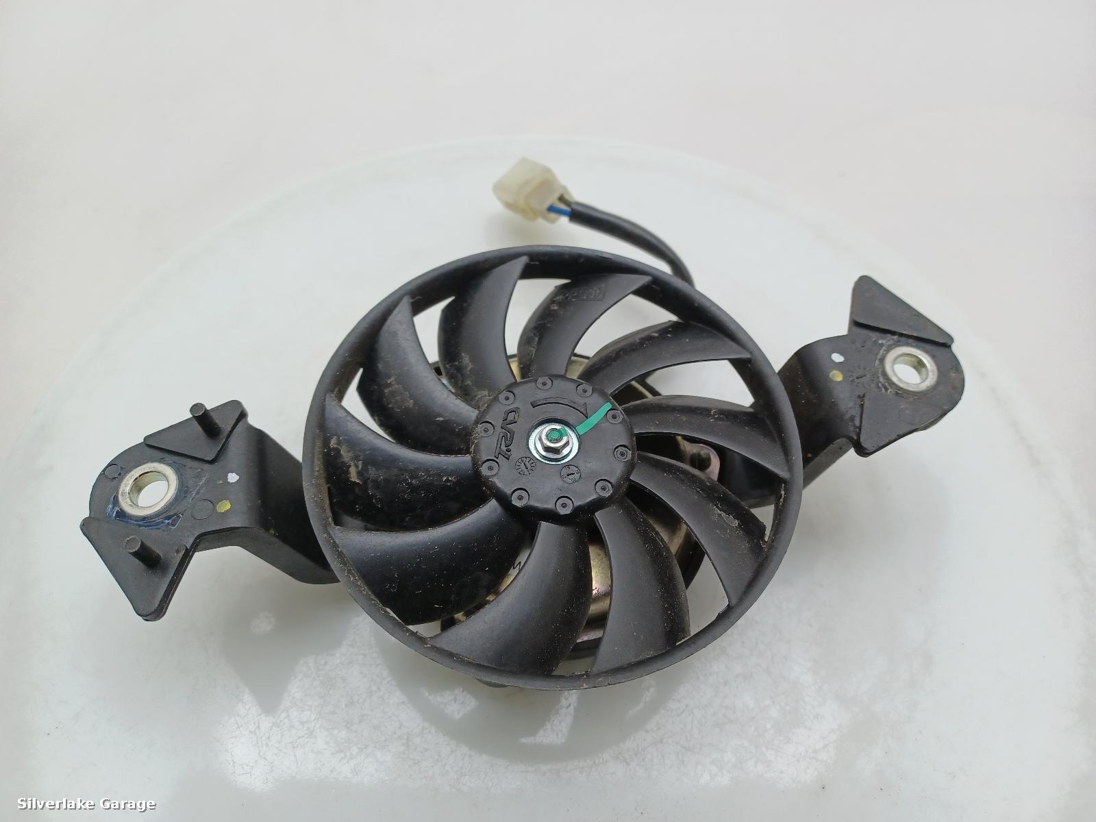 View Auto part Engine Cooling Motor YAMAHA XSR125 2022