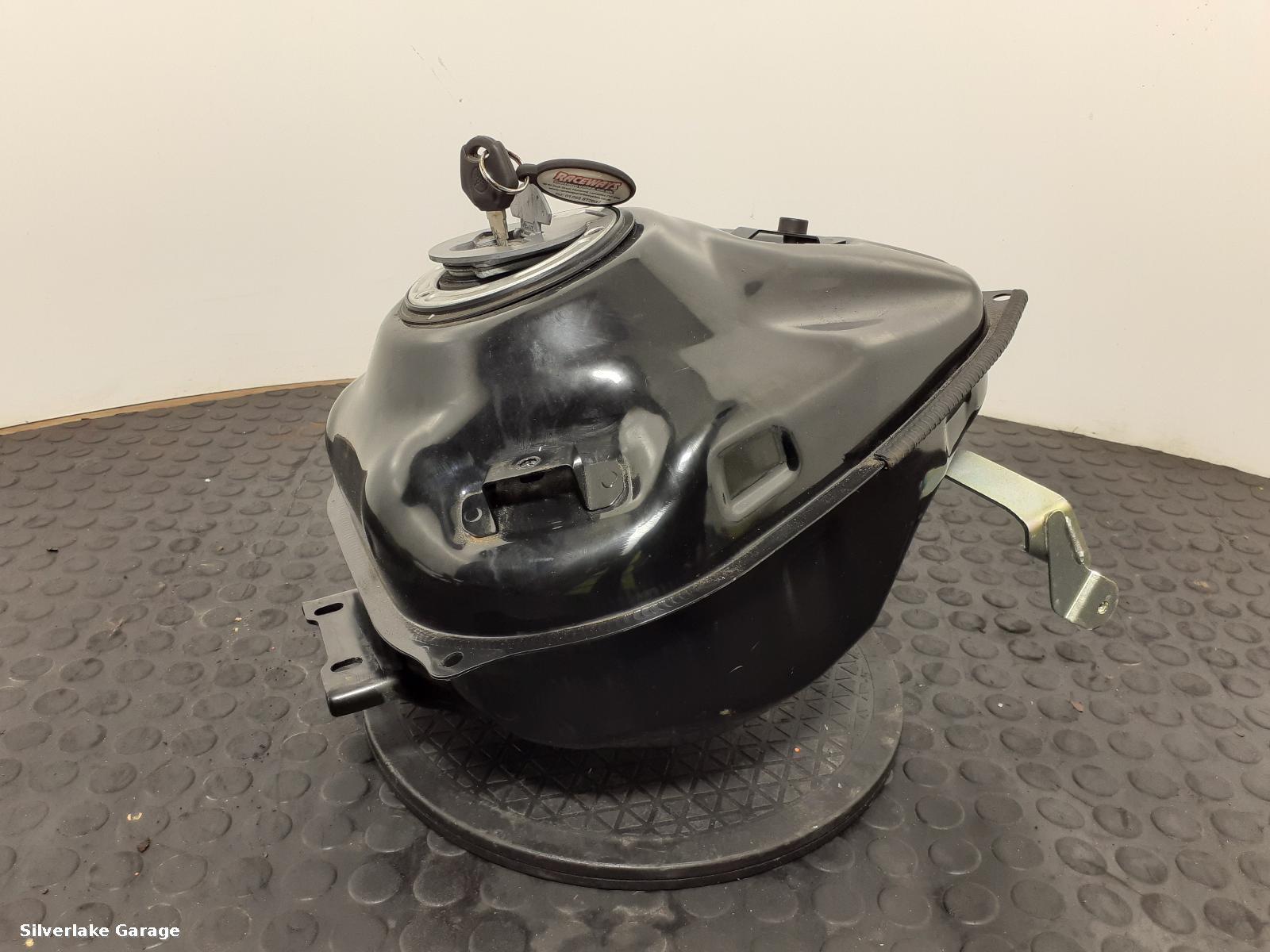 View Auto part Fuel Tank YAMAHA XSR125 2022