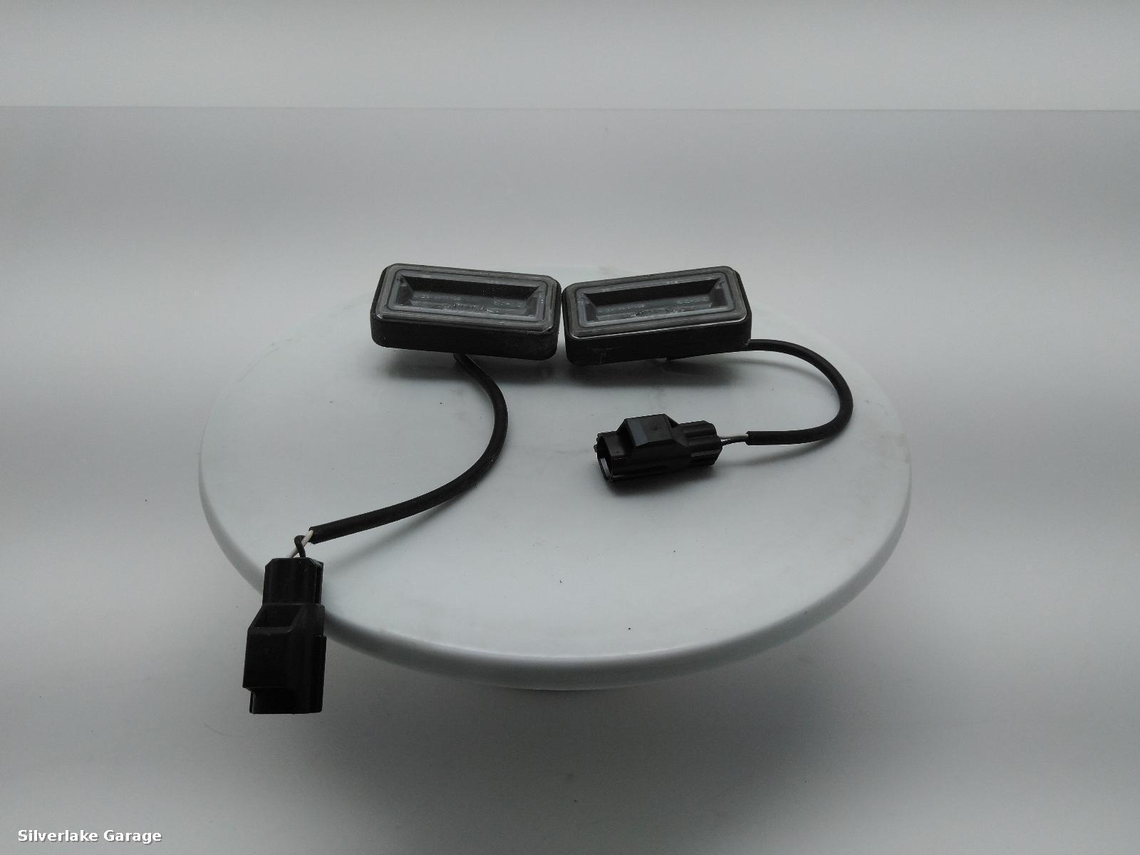View Auto part Number Plate Lamp ASTON MARTIN DB11 2019