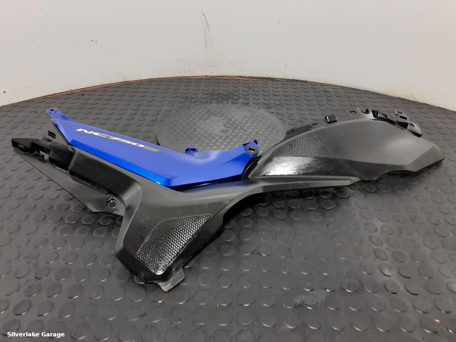 View Auto part SIDE_PANEL_RIGHT HONDA NC 750 2018