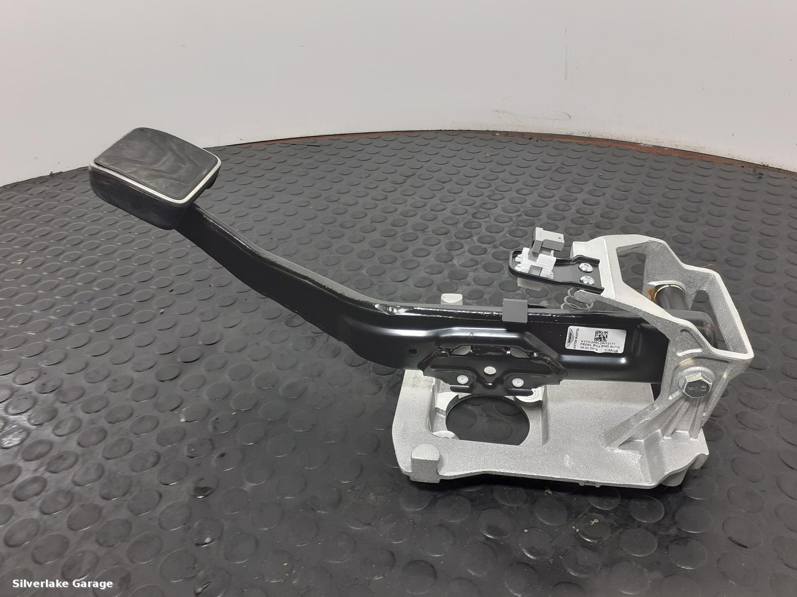 View Auto part Pedal Box ASTON MARTIN DB11 2019