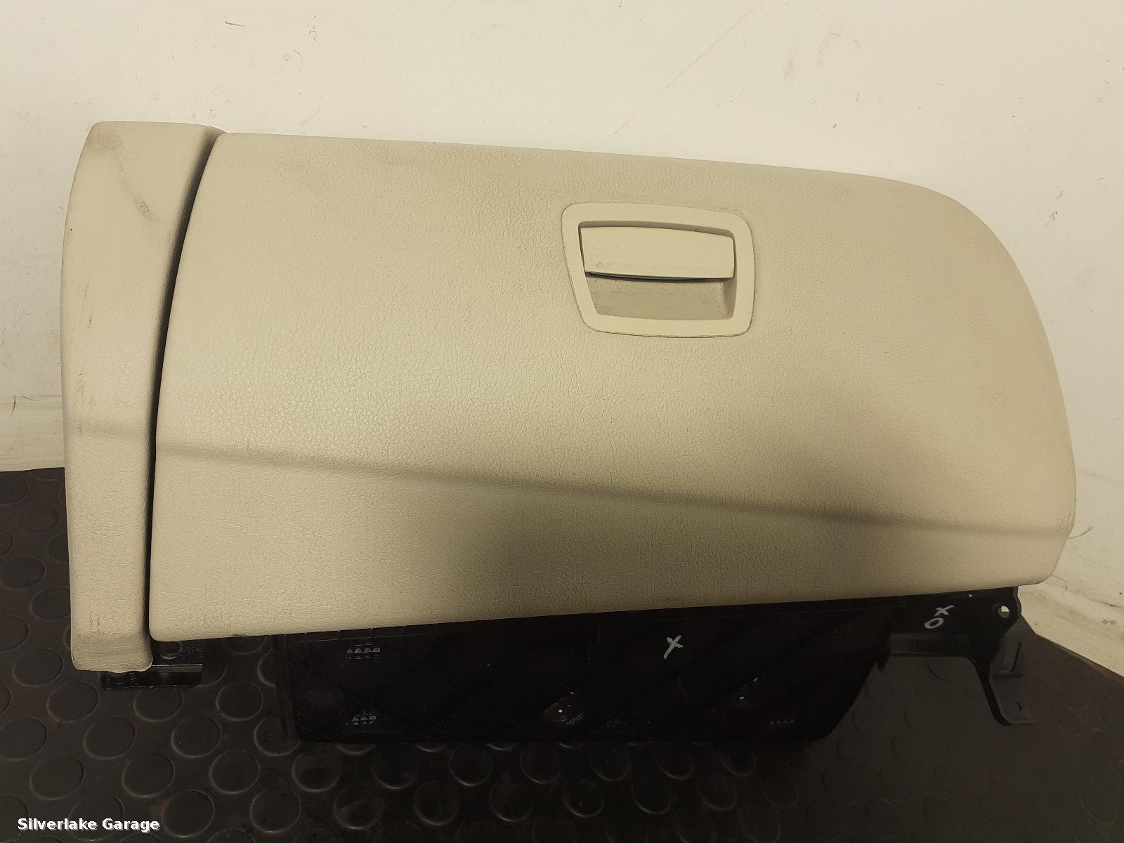 View Auto part Glove Box BMW 6 SERIES 2014