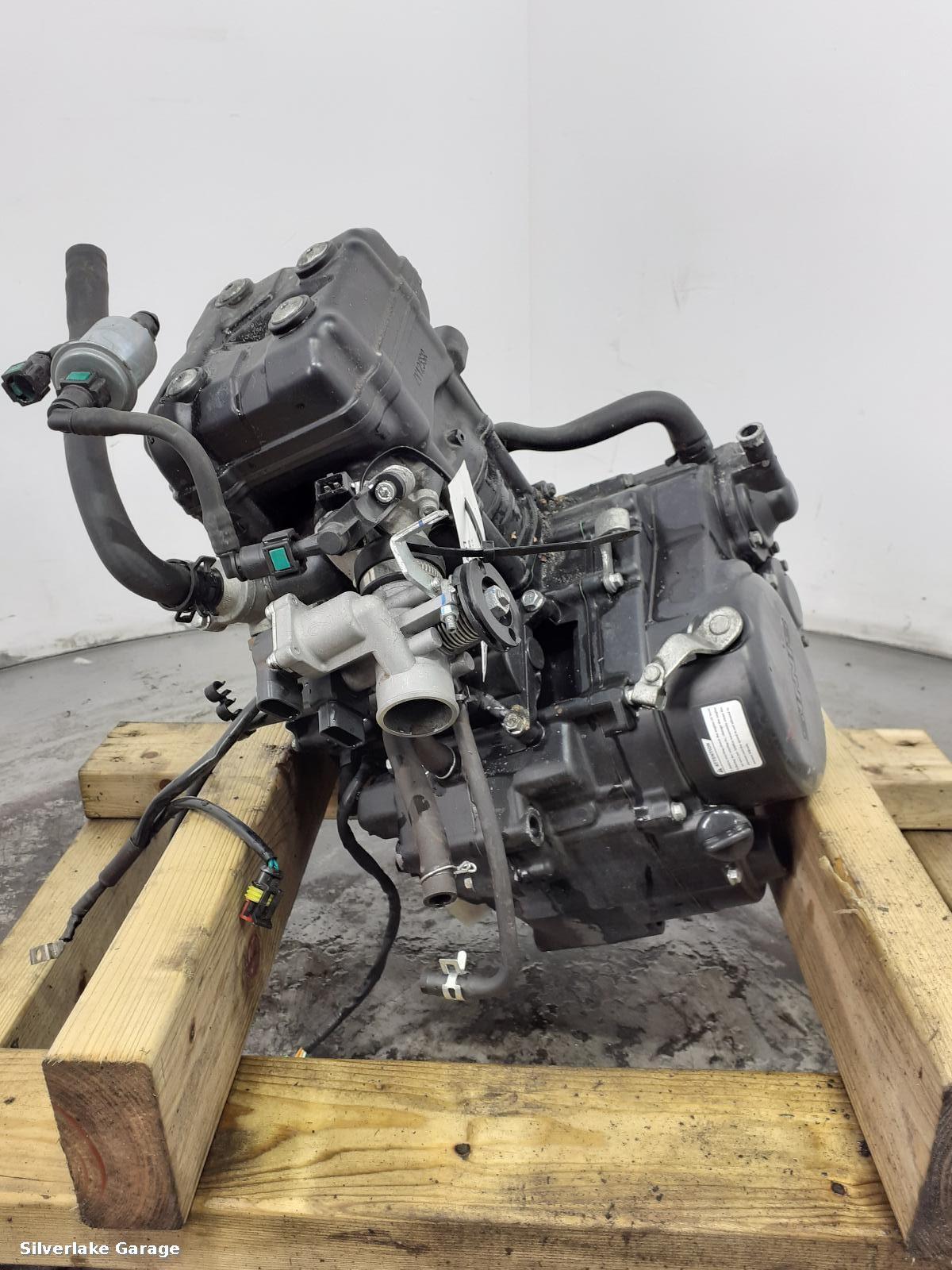 View Auto part Engine SINNIS TERRAIN 2021