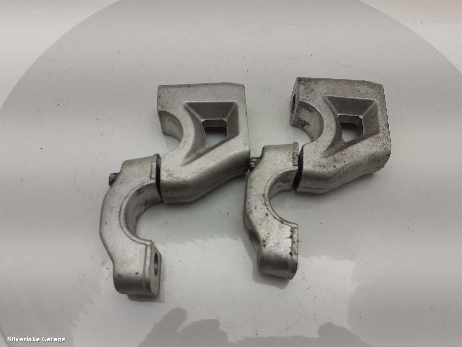 View Auto part HANDLE_BAR_CLAMPS BMW R1200 GS ADVENTURE 2013