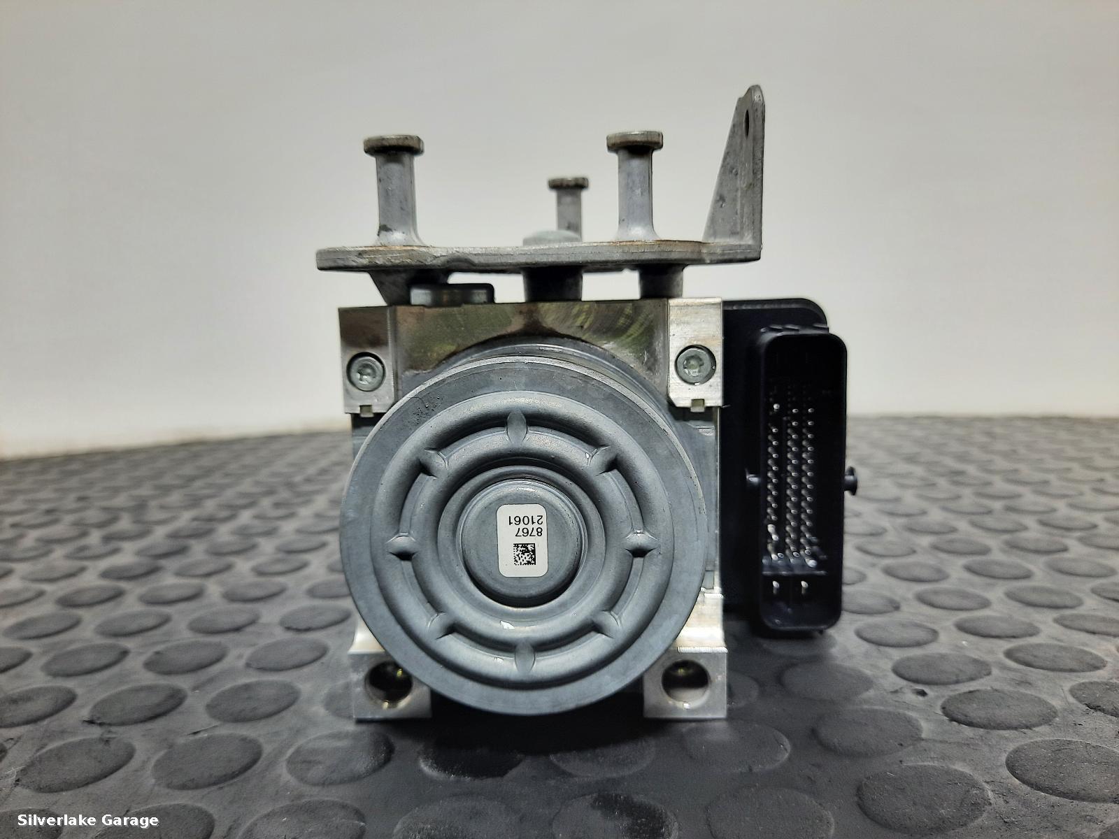 View Auto part ABS Pump/Modulator MERCEDES GLC 2016