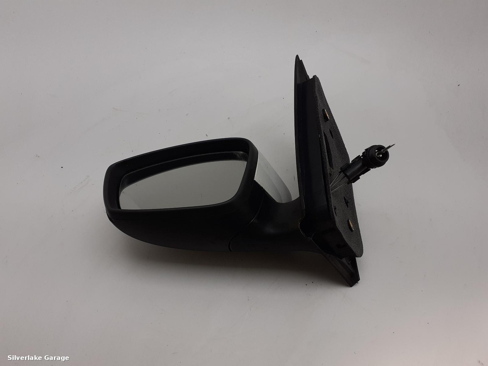 View Auto part L Door Mirror VOLKSWAGEN UP 2014