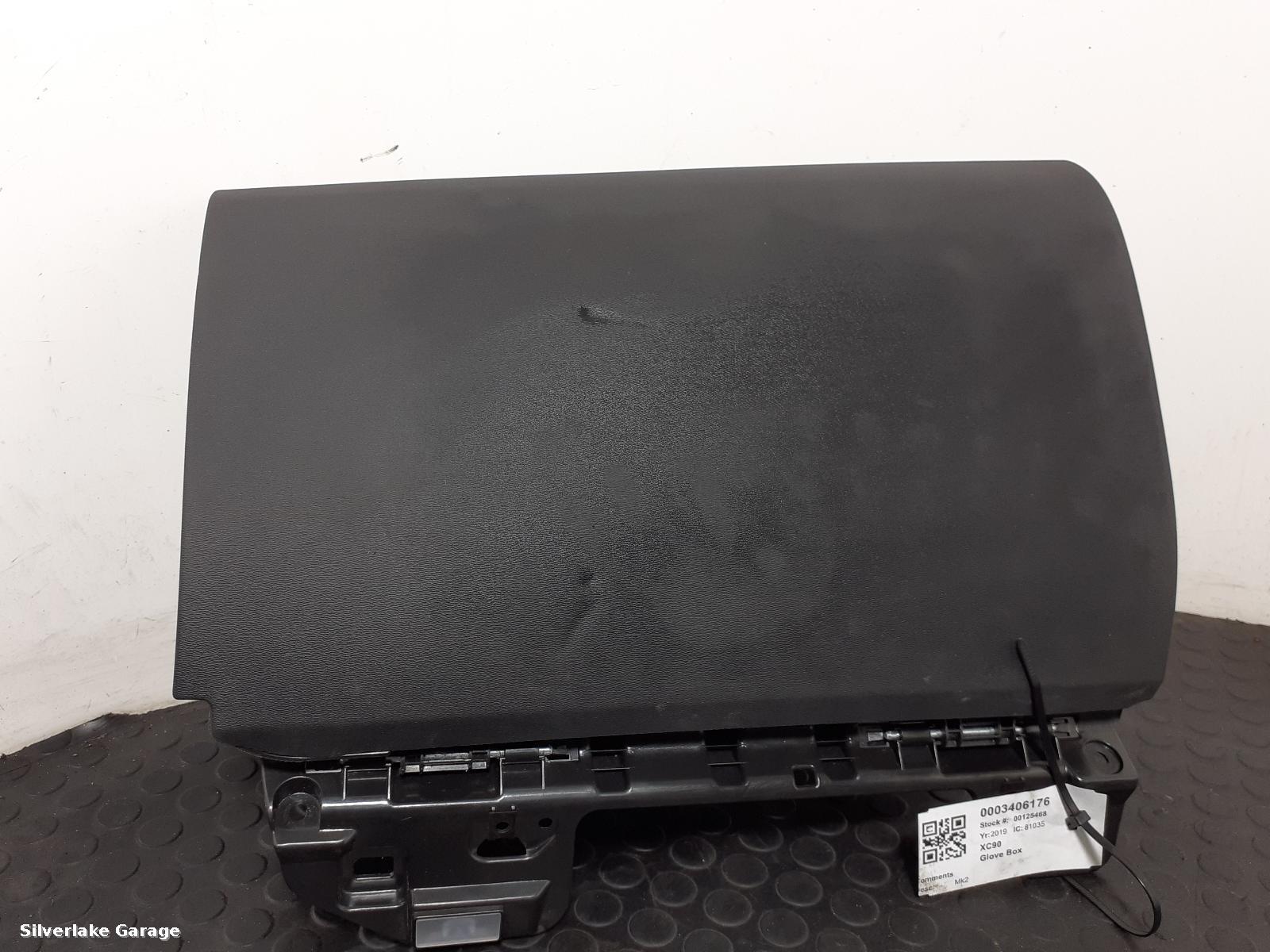 View Auto part Glove Box VOLVO XC90 2019