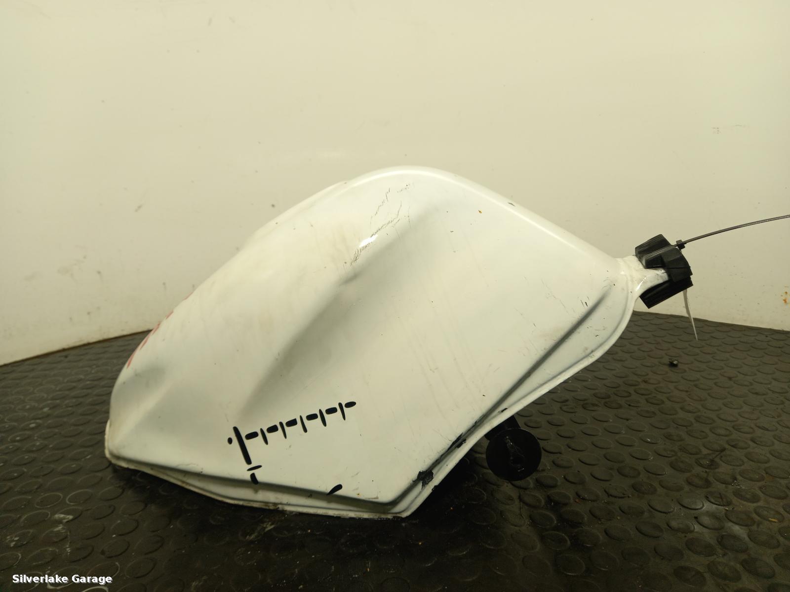 View Auto part Fuel Tank HONDA CBR 600 F 1998