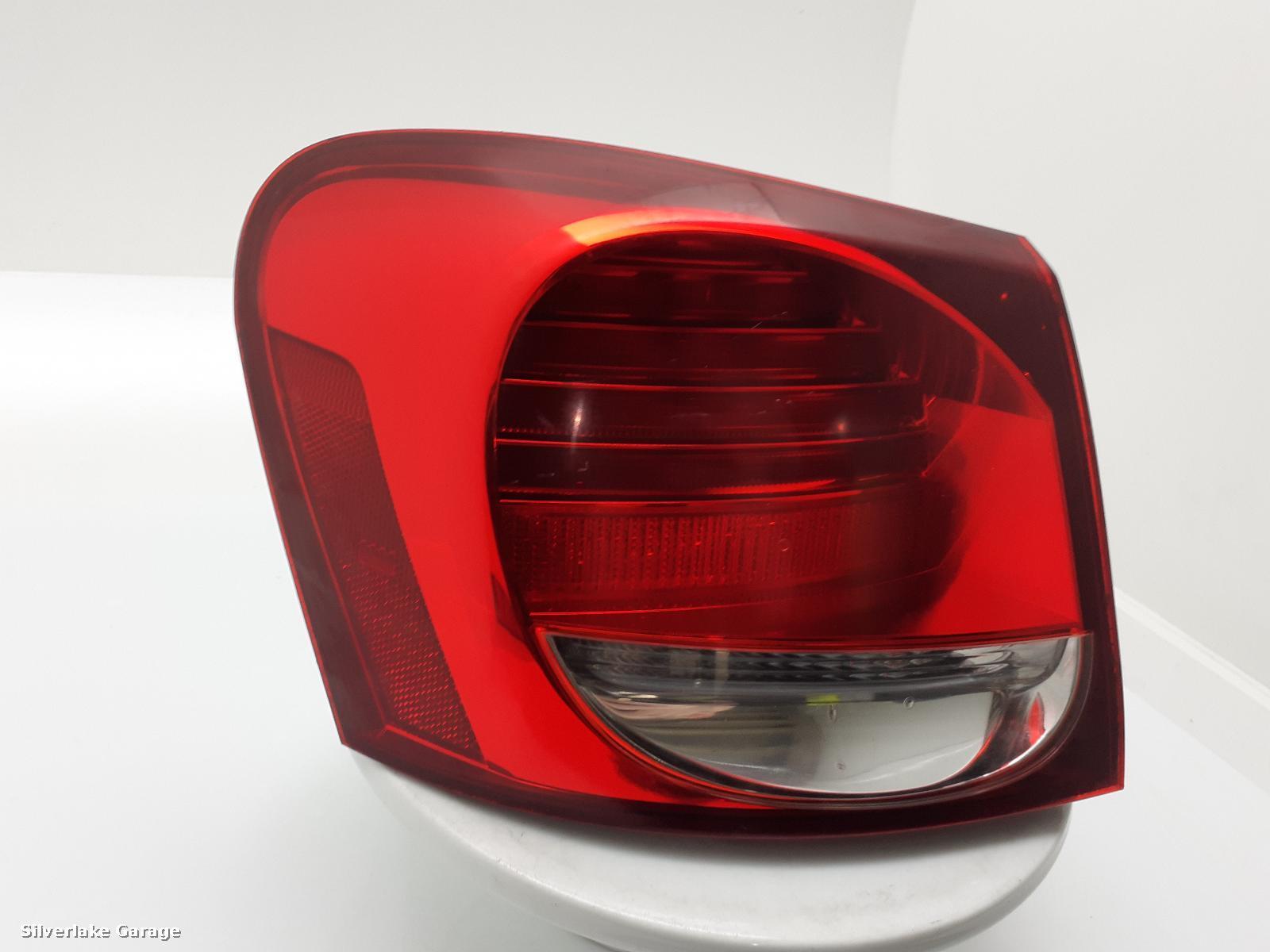 View Auto part L Taillight LEXUS GS SERIES 2005