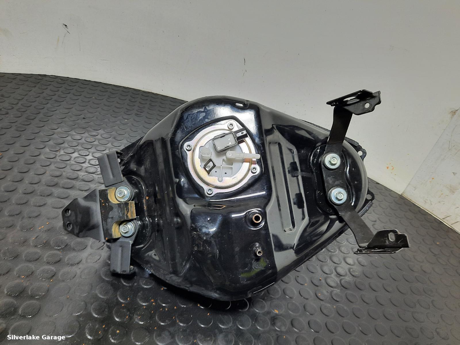 View Auto part Fuel Tank YAMAHA YZF R125 2021