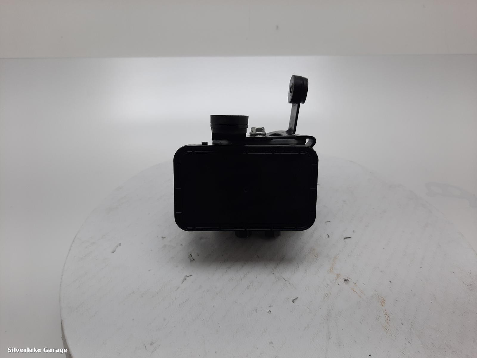 View Auto part ABS Pump/Modulator KAWASAKI Z900 RS 2018