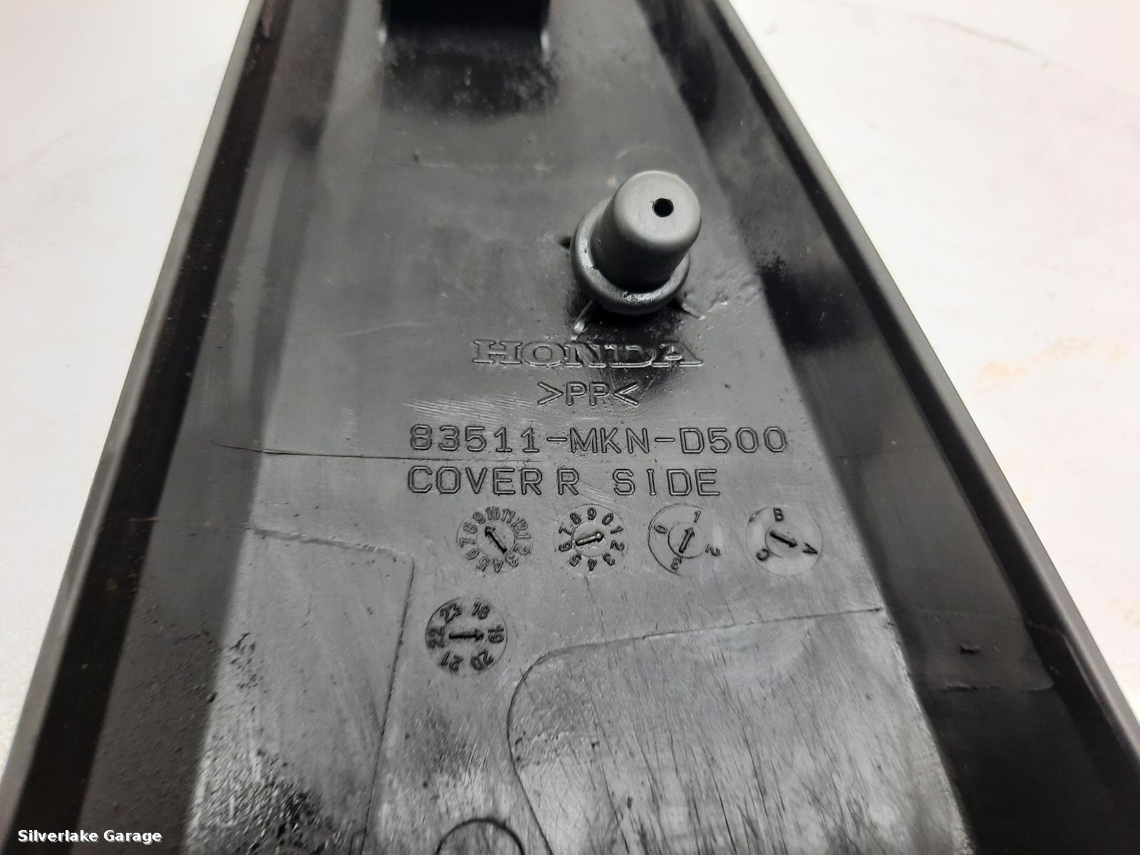 View Auto part SIDE_PANEL_RIGHT HONDA CB650F 2019