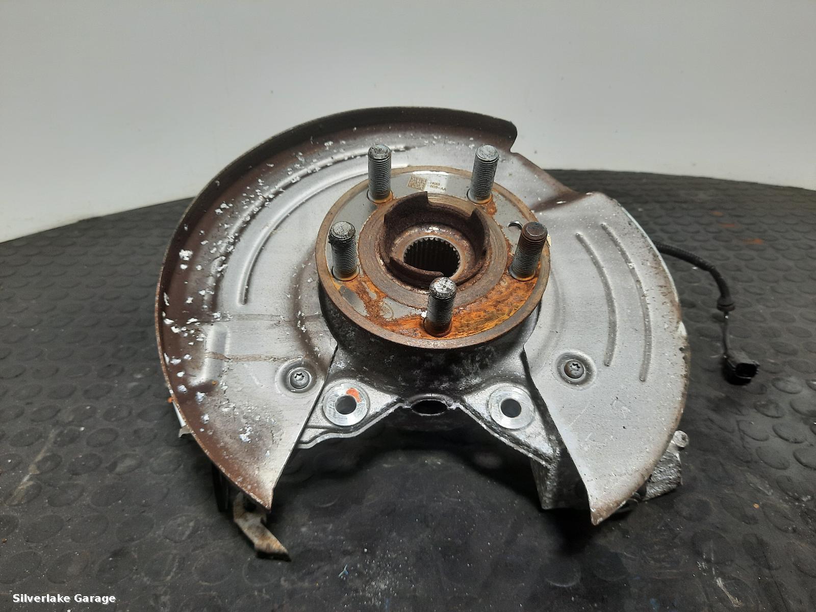 View Auto part RR Hub/Stub Axle Assembly JAGUAR I-PACE 2020