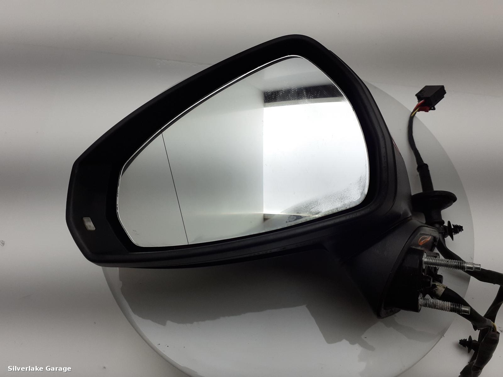 View Auto part L Door Mirror AUDI A3 2013
