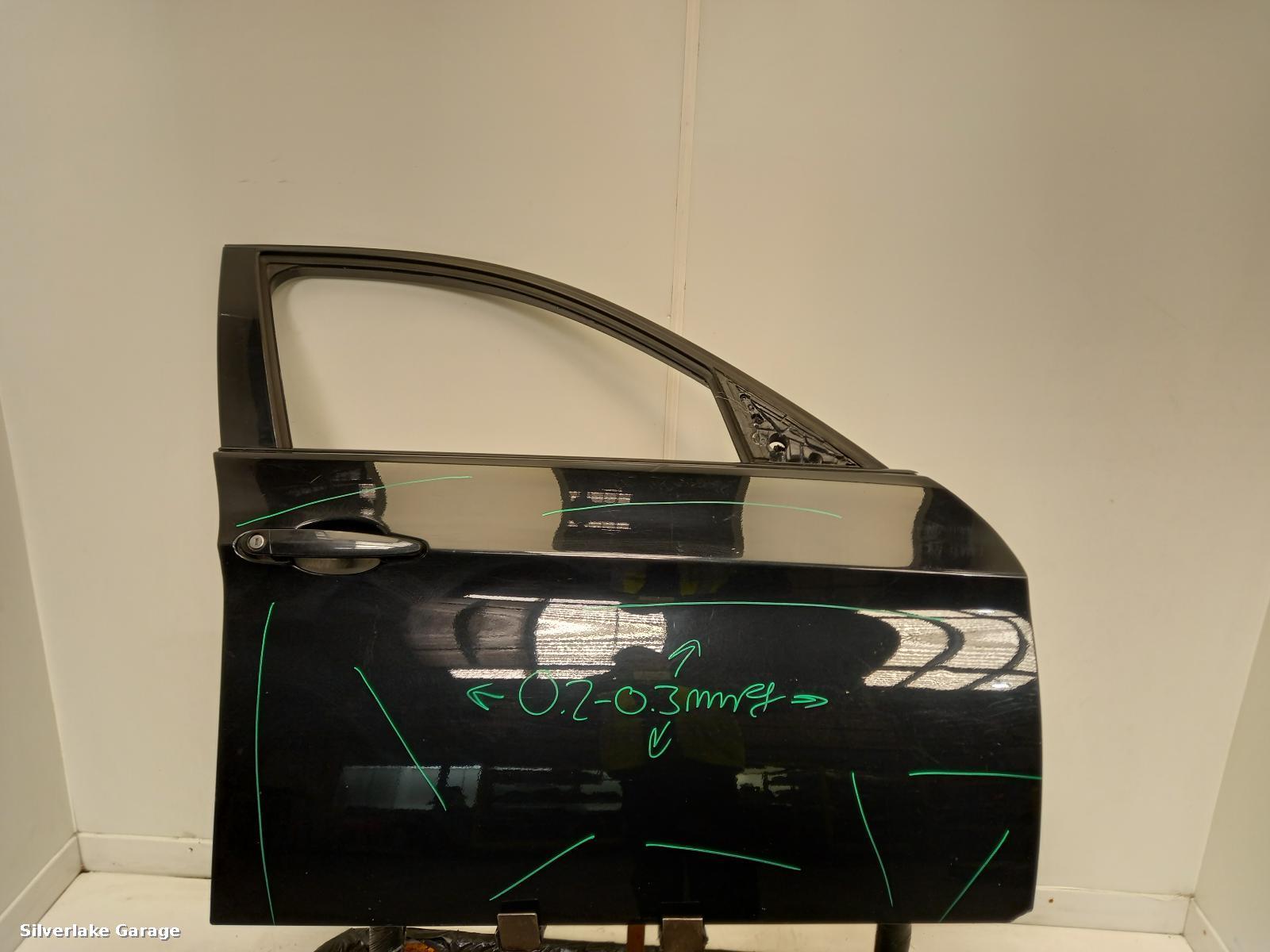 View Auto part R Front Door BMW 3 SERIES 2009