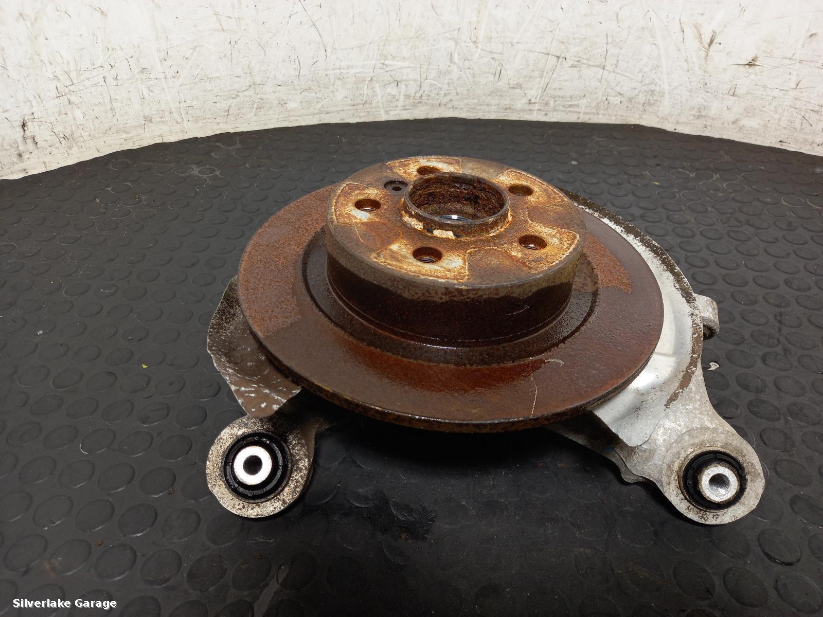 View Auto part RR Hub/Stub Axle Assembly BMW I3 2015