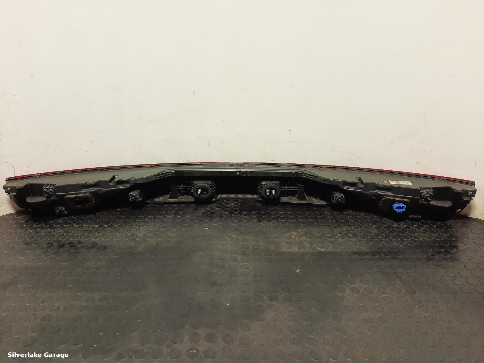 View Auto part Taillight AUDI Q8 2018