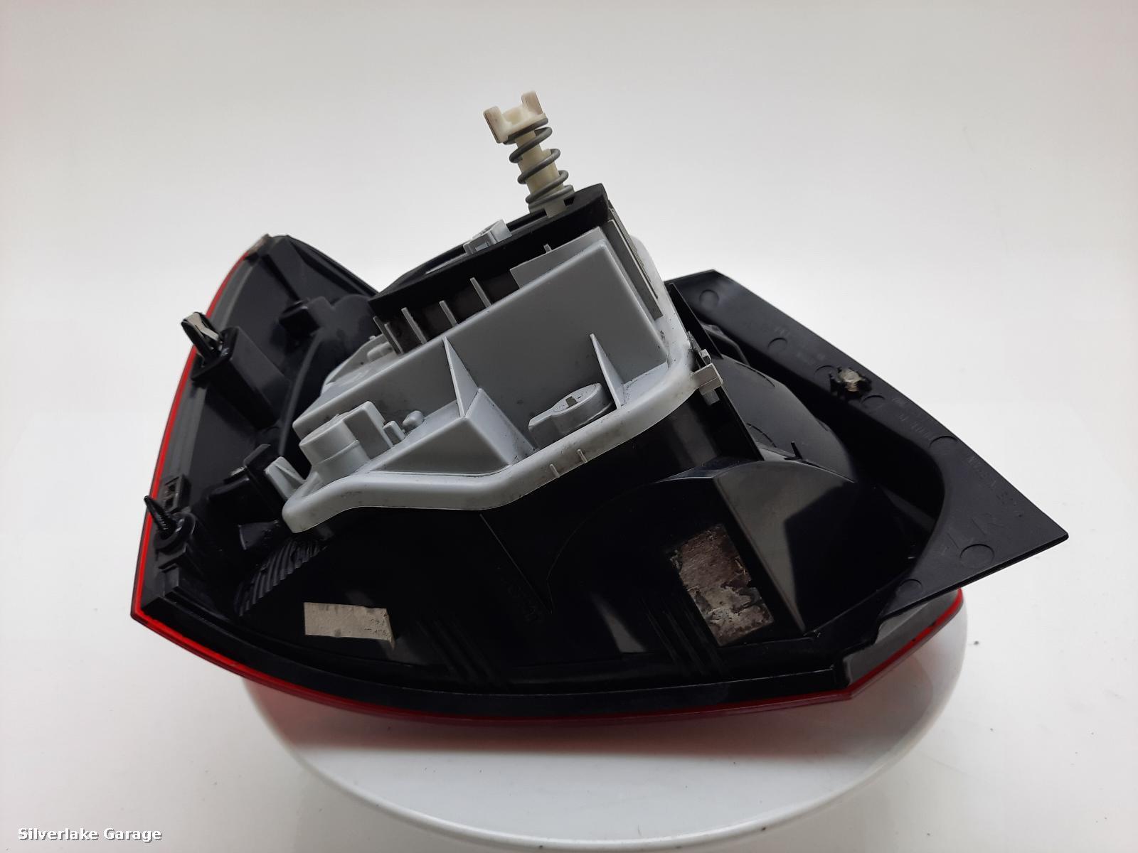 View Auto part R Taillight VOLKSWAGEN POLO 2010