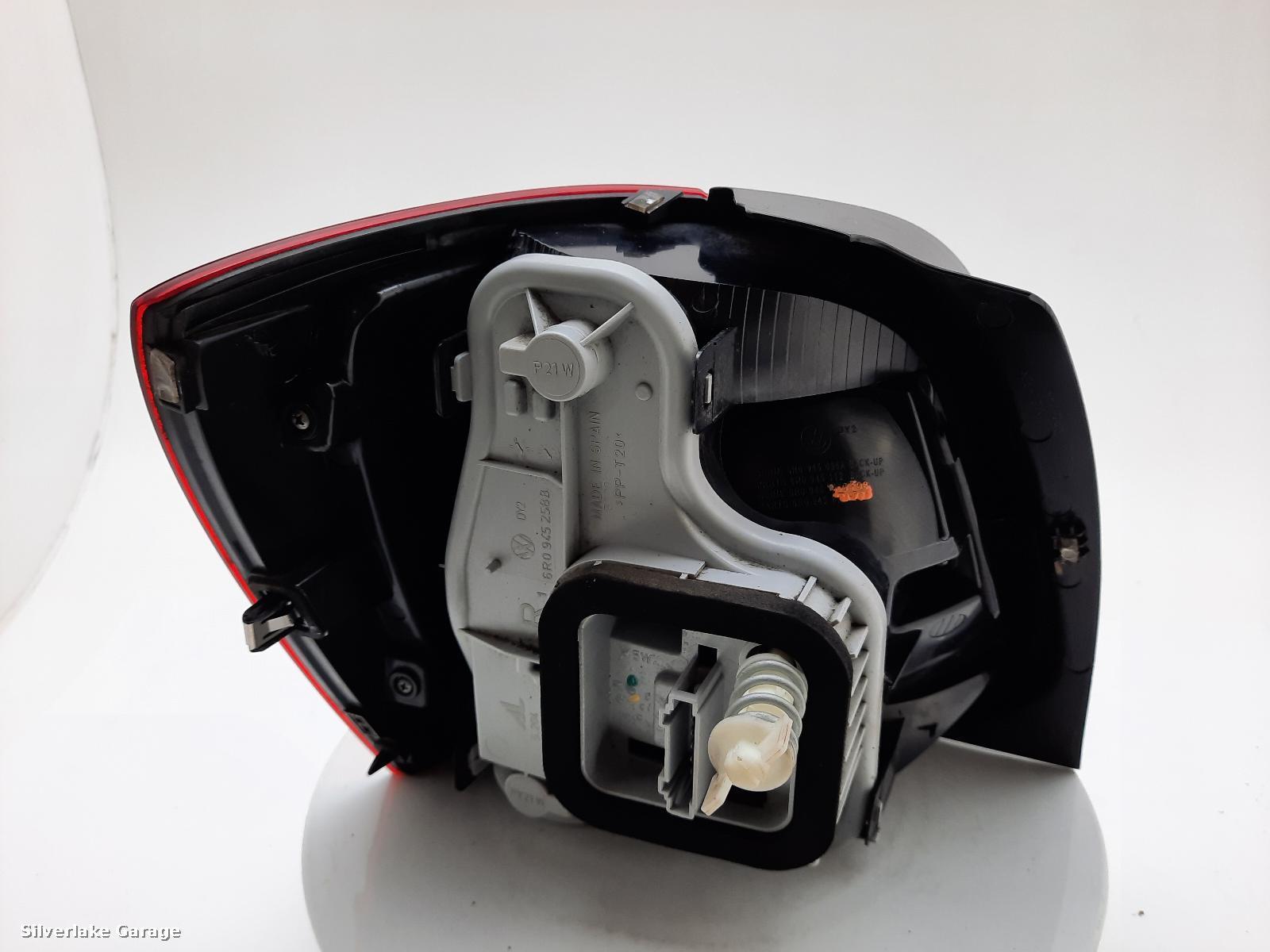 View Auto part R Taillight VOLKSWAGEN POLO 2010
