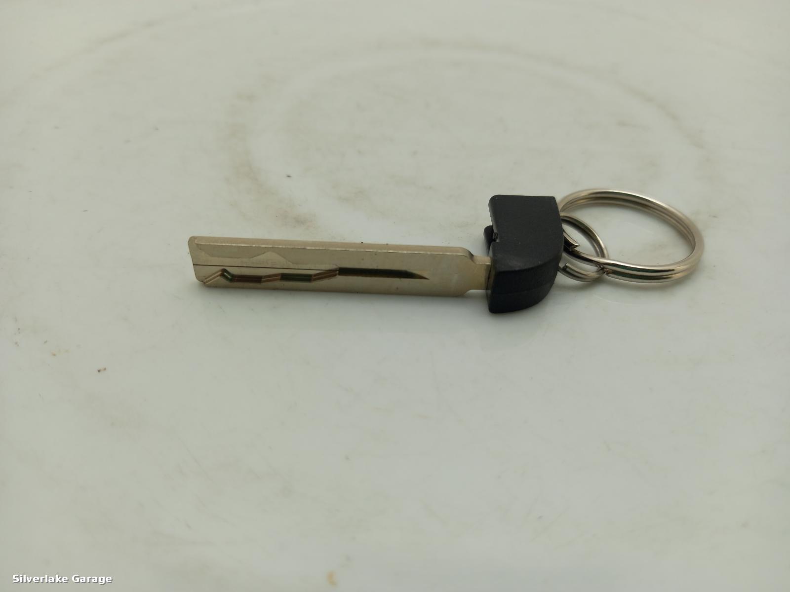 View Auto part Key Fob/Remote TOYOTA C-HR 2018
